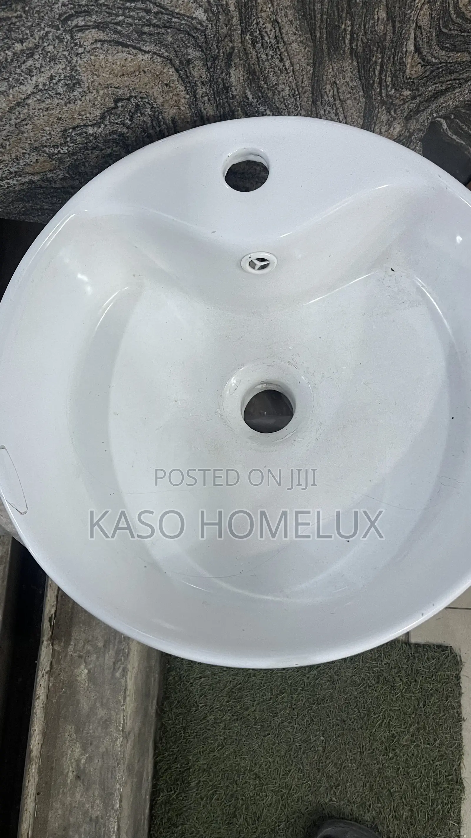 White Color Countertop Wash Hand Basin