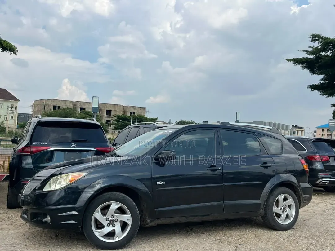 Pontiac Vibe 2005 Gray