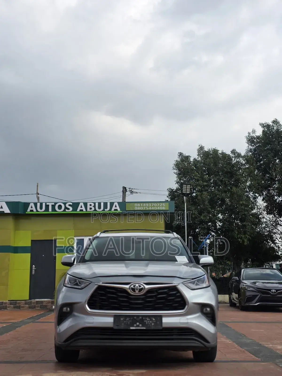 Toyota Highlander 2022 Silver