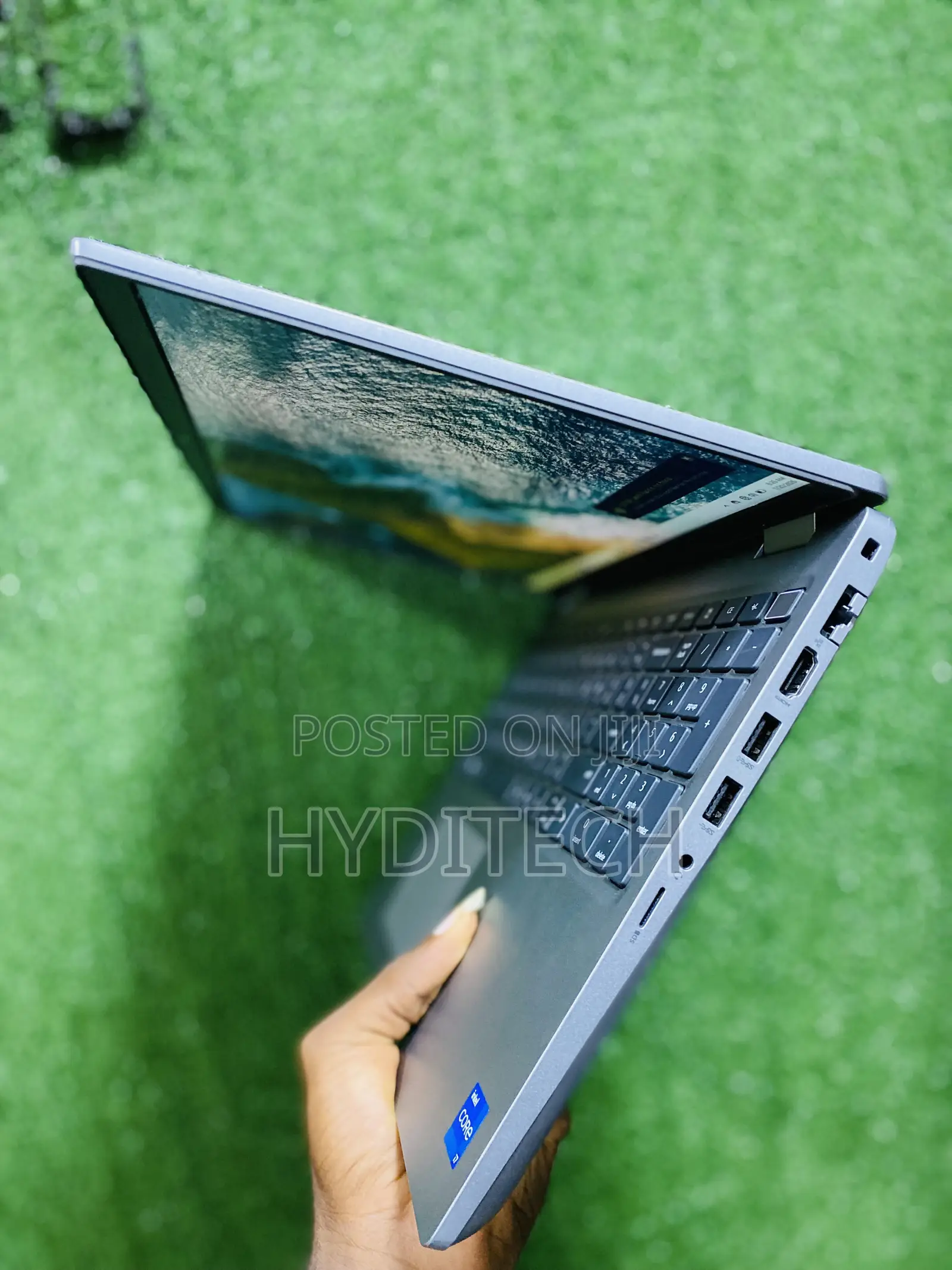 Laptop Dell Precision 3561 16GB Intel Core i7 SSD 512GB
