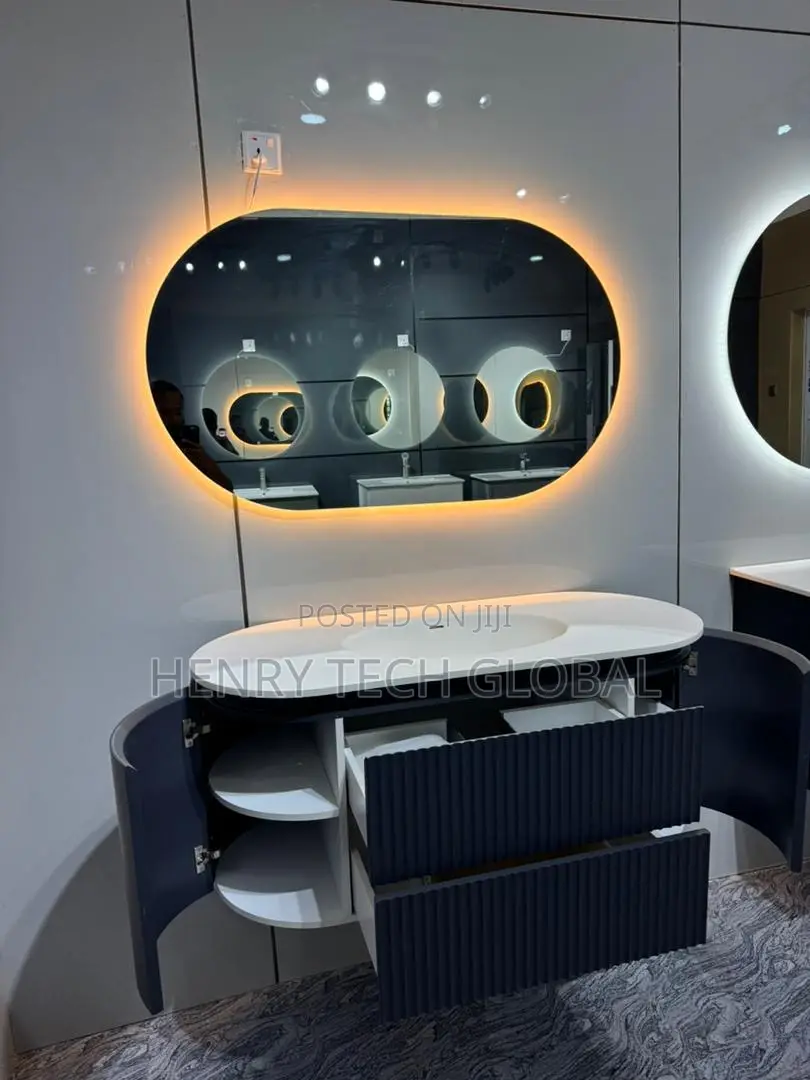 Cabinet Basin With Mirror