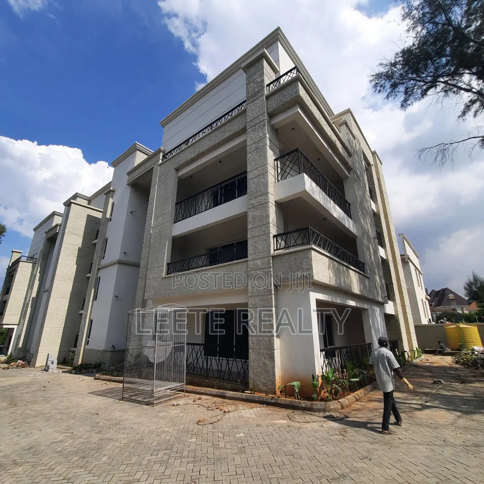 3bdrm Apartment in Maitama for rent