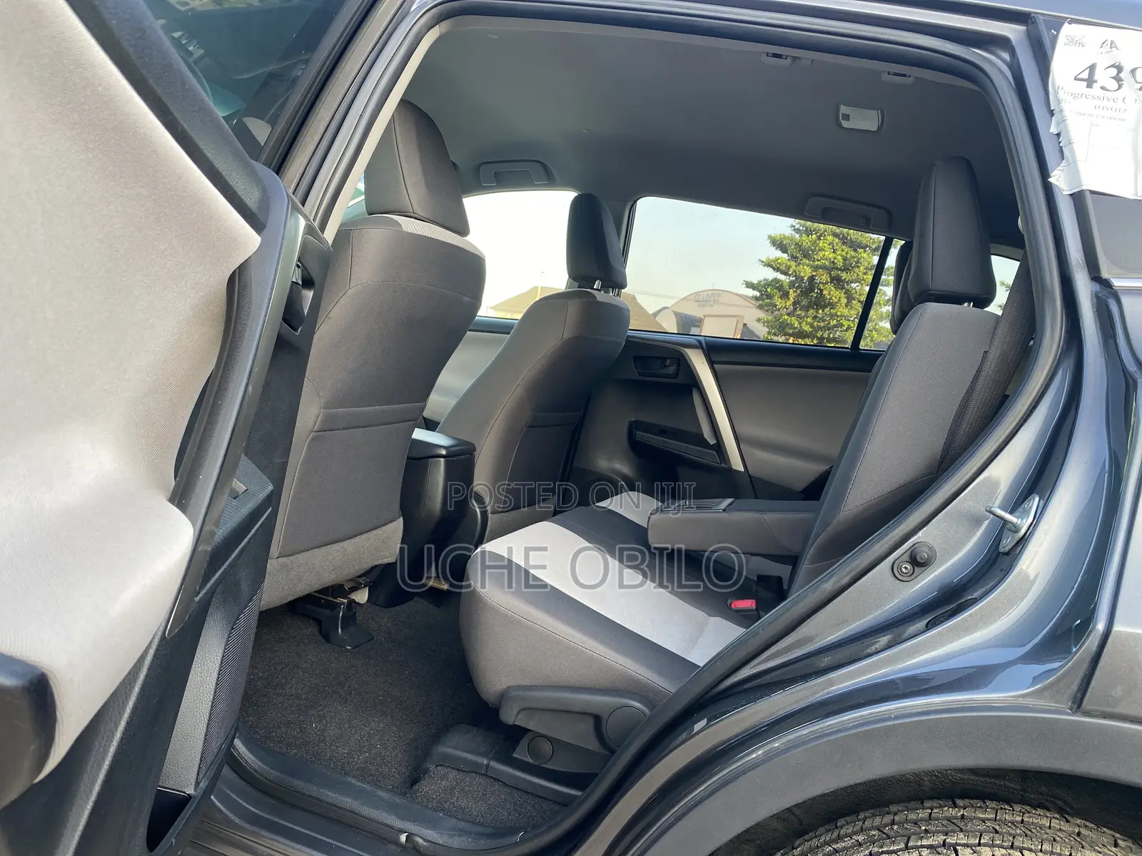 Toyota RAV4 LE 4dr SUV AWD (2.5L 4cyl 6A) 2015