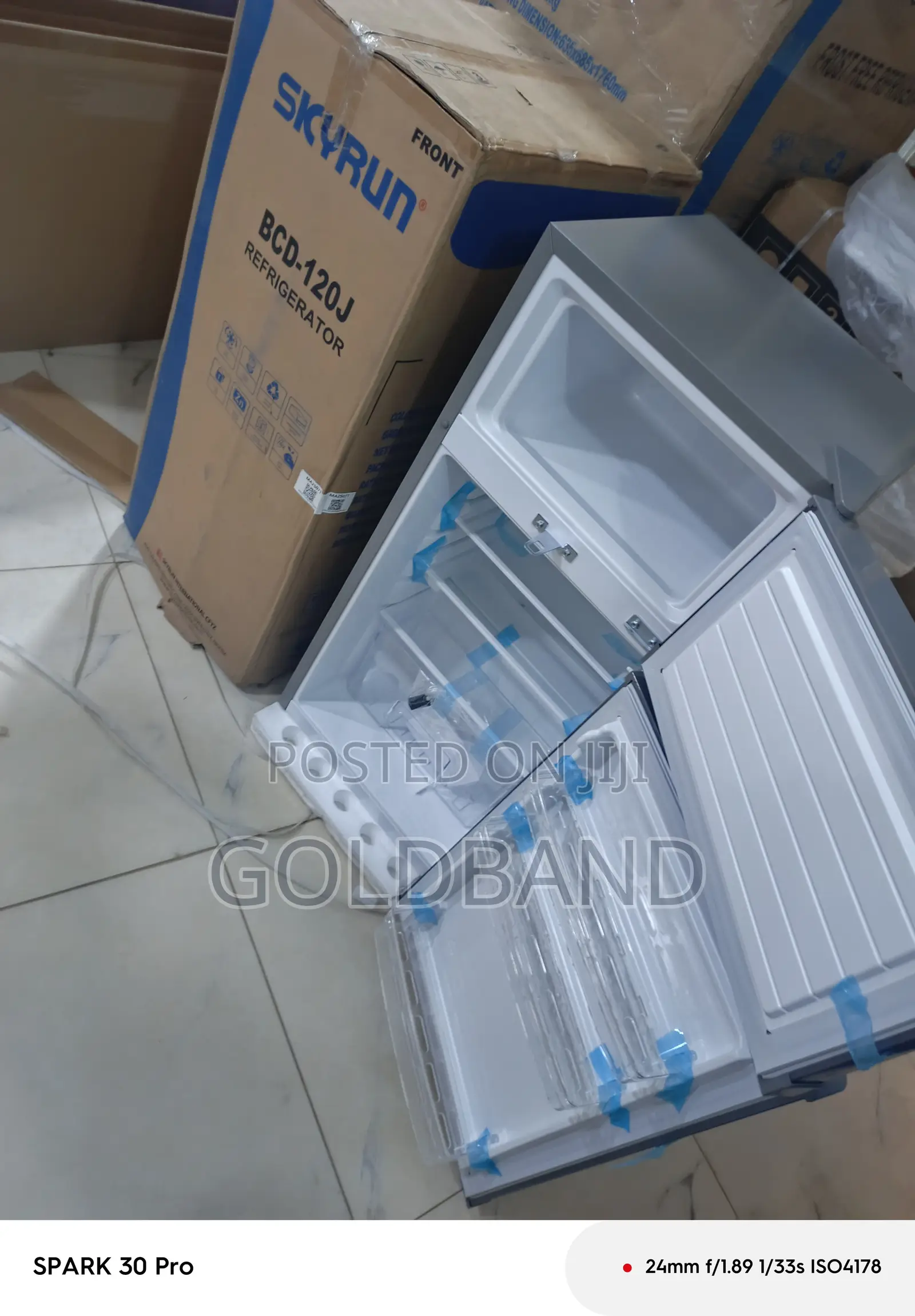 Skyrun BCD-120 120L Compact Kitchen Fridge