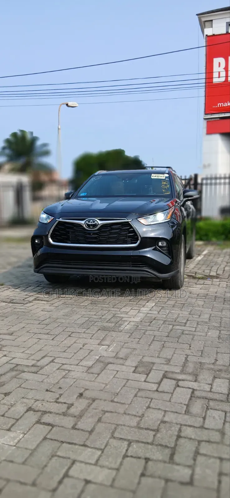 Toyota Highlander Platinum AWD 2024 Black