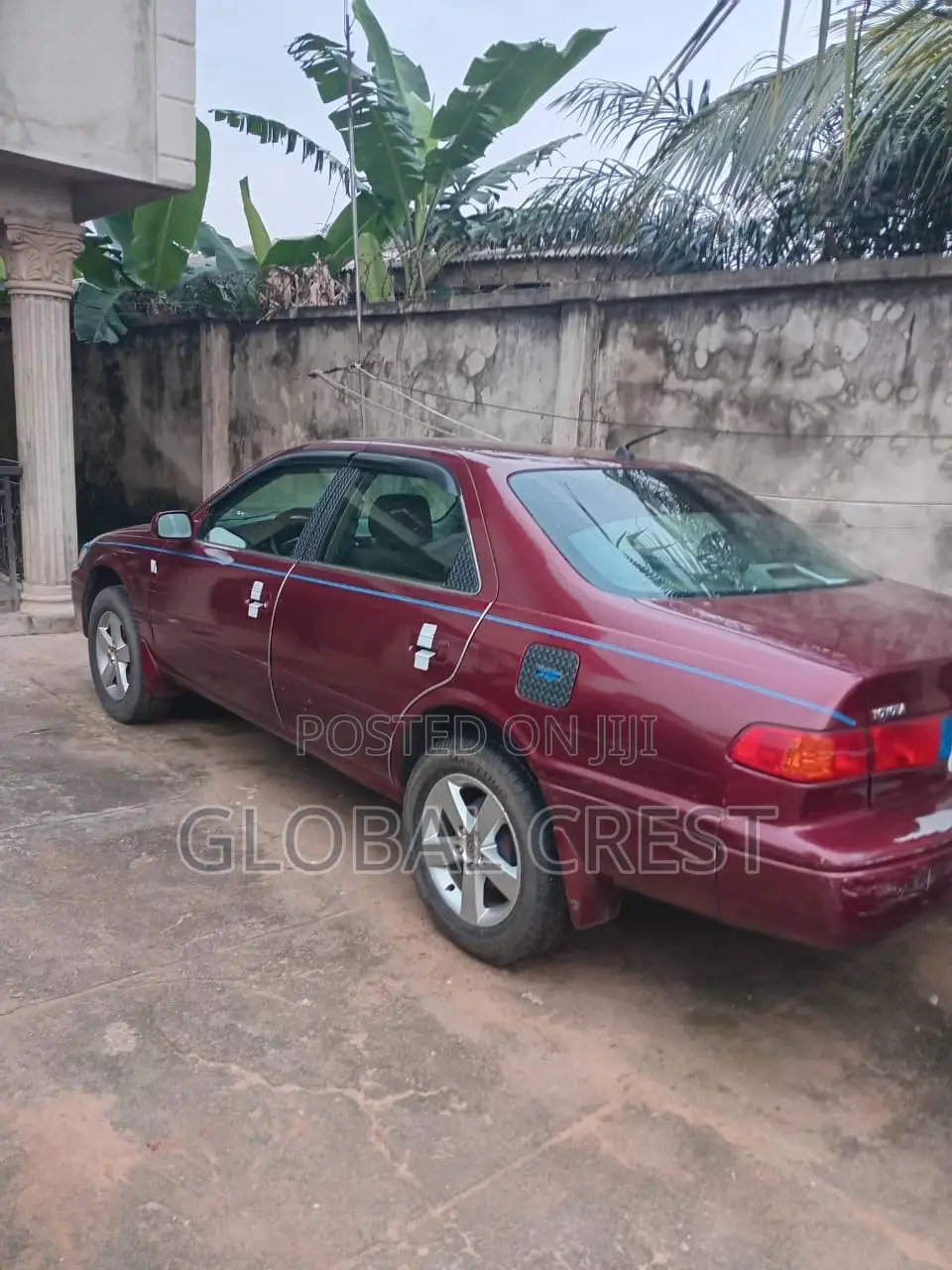 Toyota Camry LE 4dr Sedan (2.2L 4cyl 4A) 2000 Red