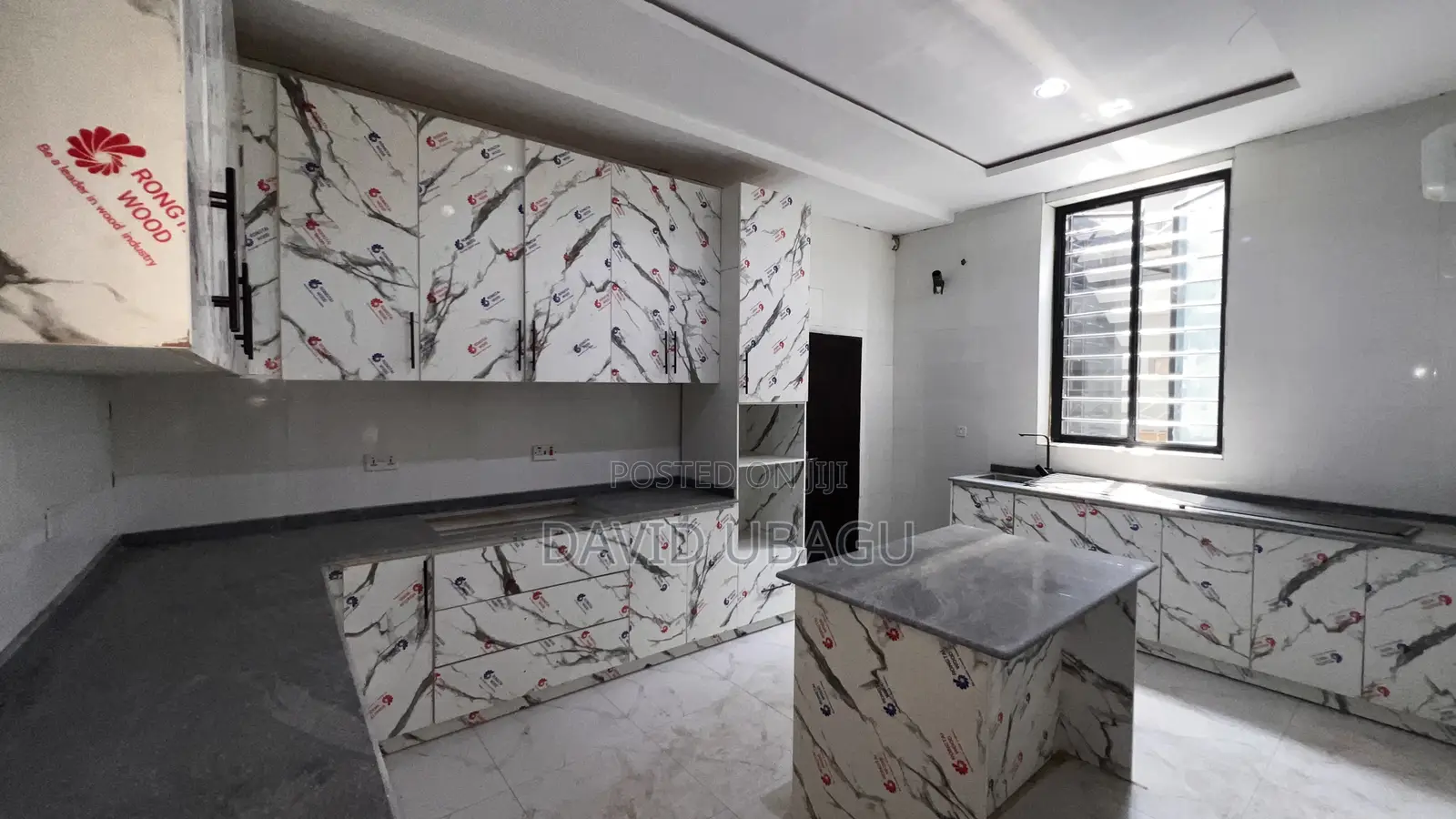 3bdrm Block of Flats in Jahi for rent