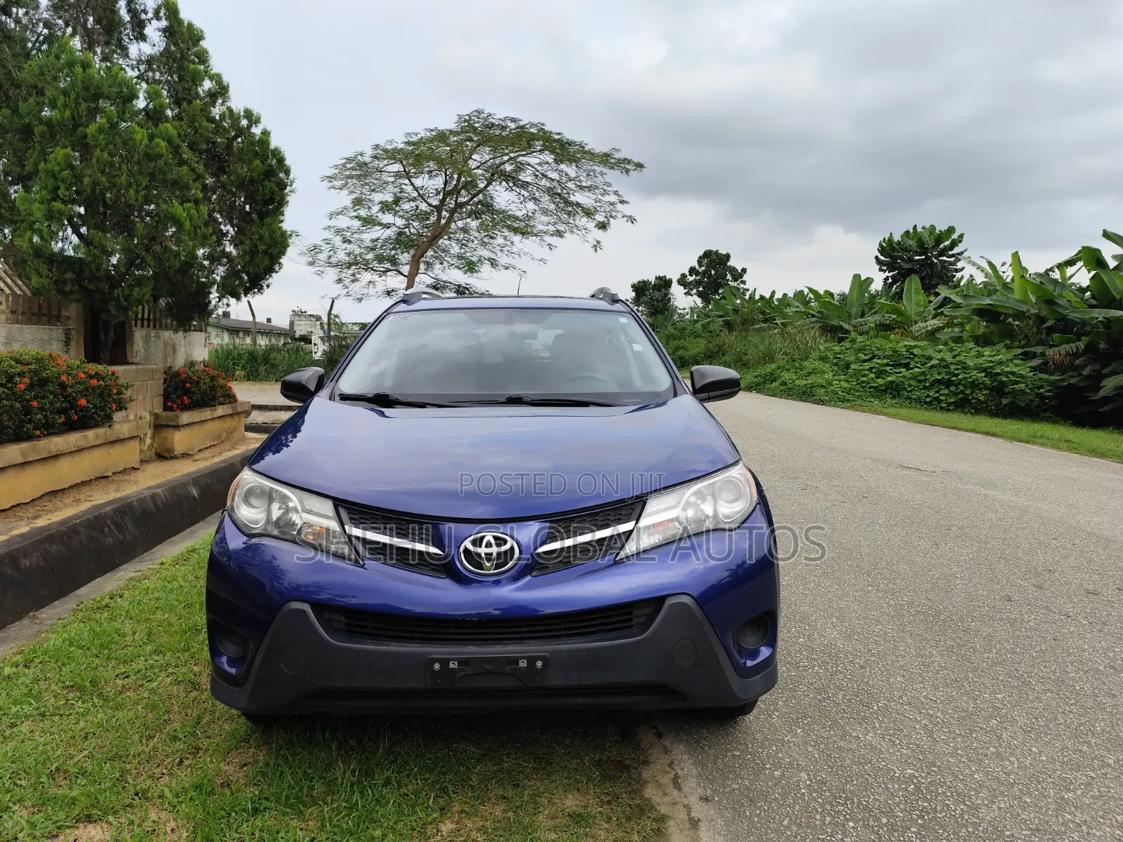 Toyota RAV4 LE 4dr SUV AWD (2.5L 4cyl 6A) 2014 Blue