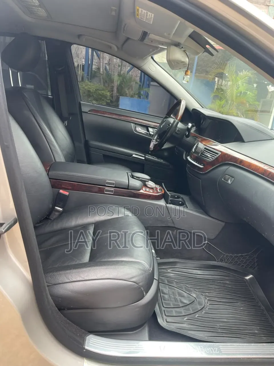 Mercedes-Benz S-Class 2012 Beige
