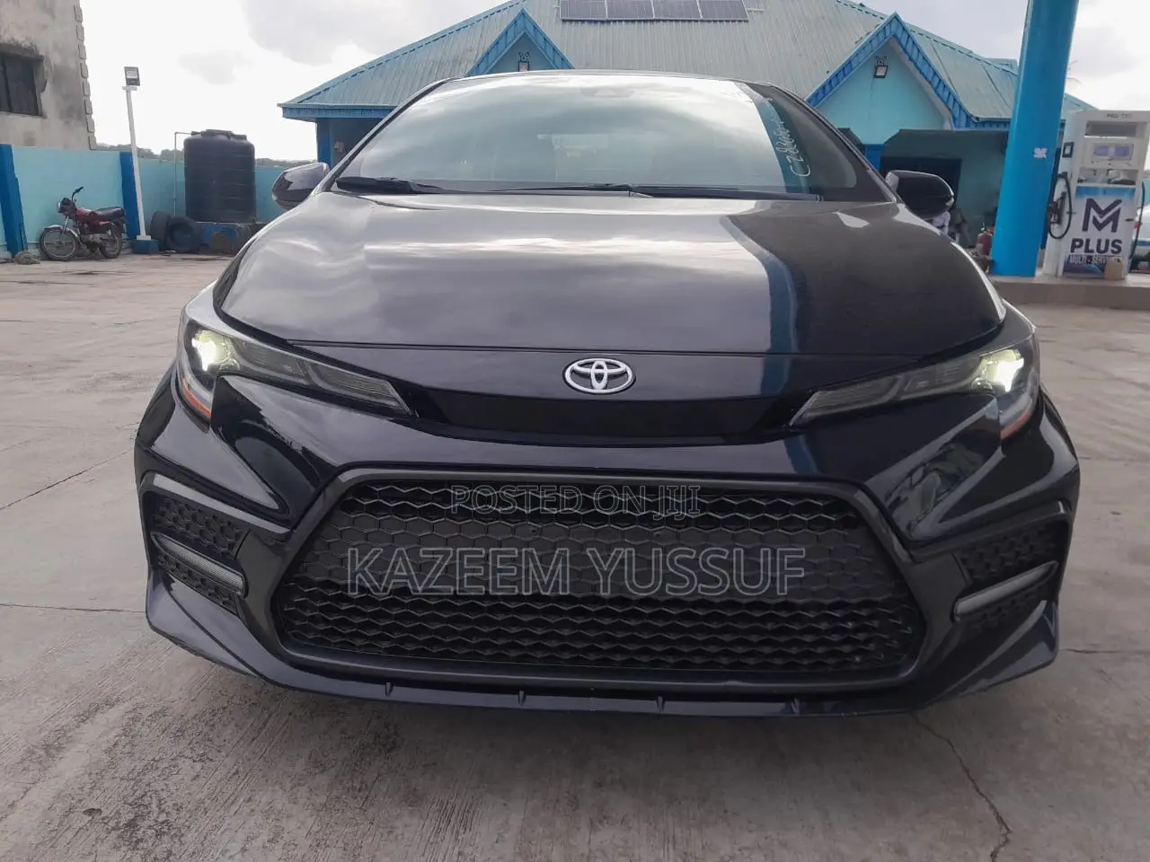 Toyota Corolla XSE 2020 Blue