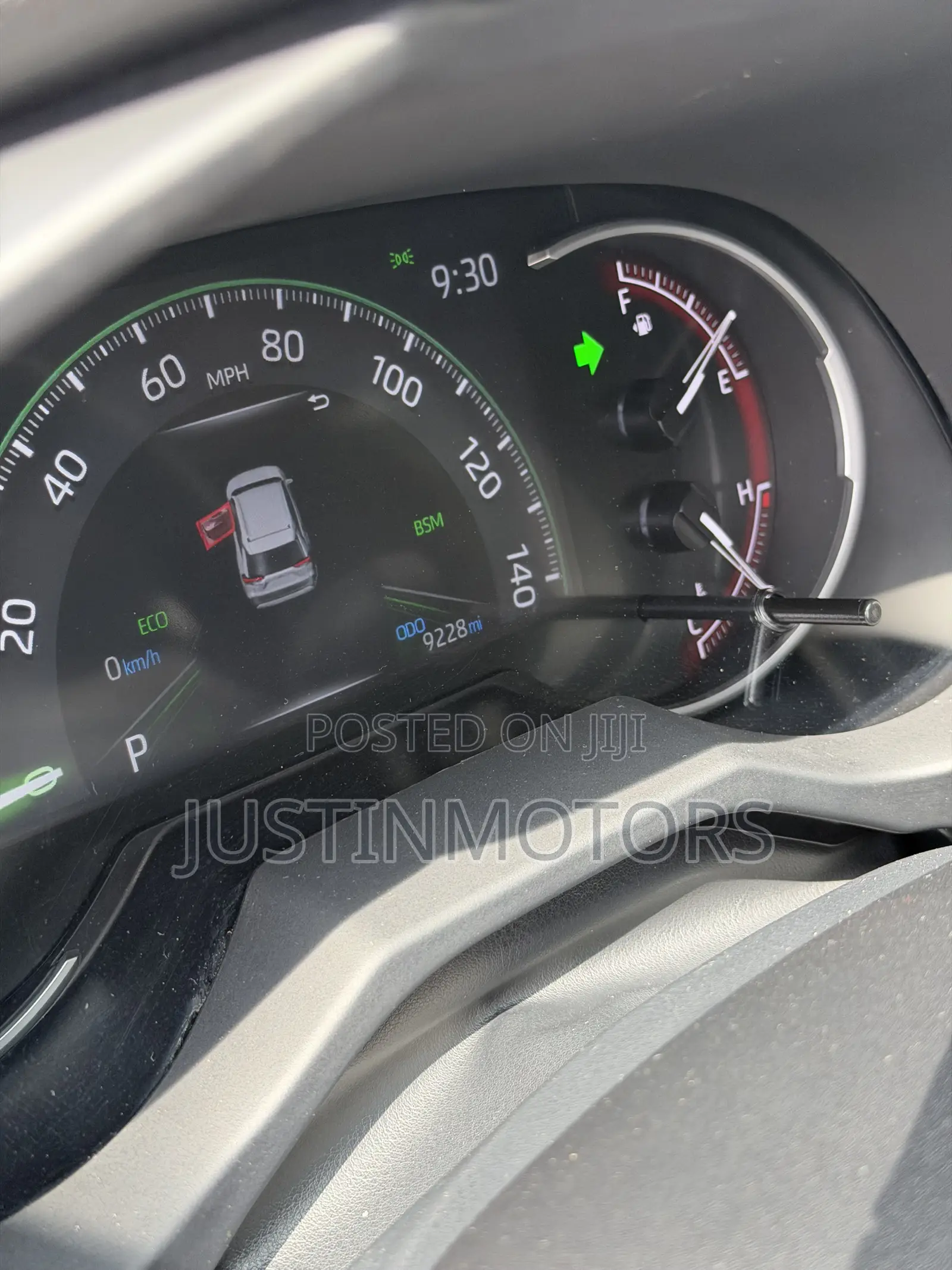 Toyota RAV4 XLE Premium AWD 2024 Blue