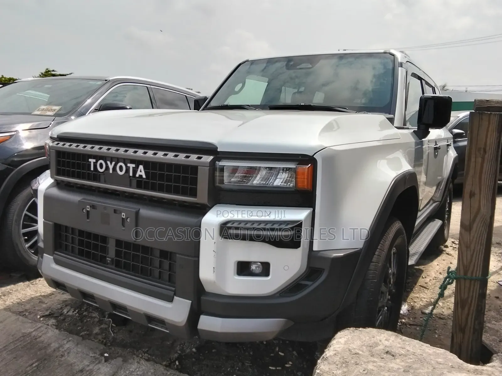 Toyota Land Cruiser Prado 2024 White