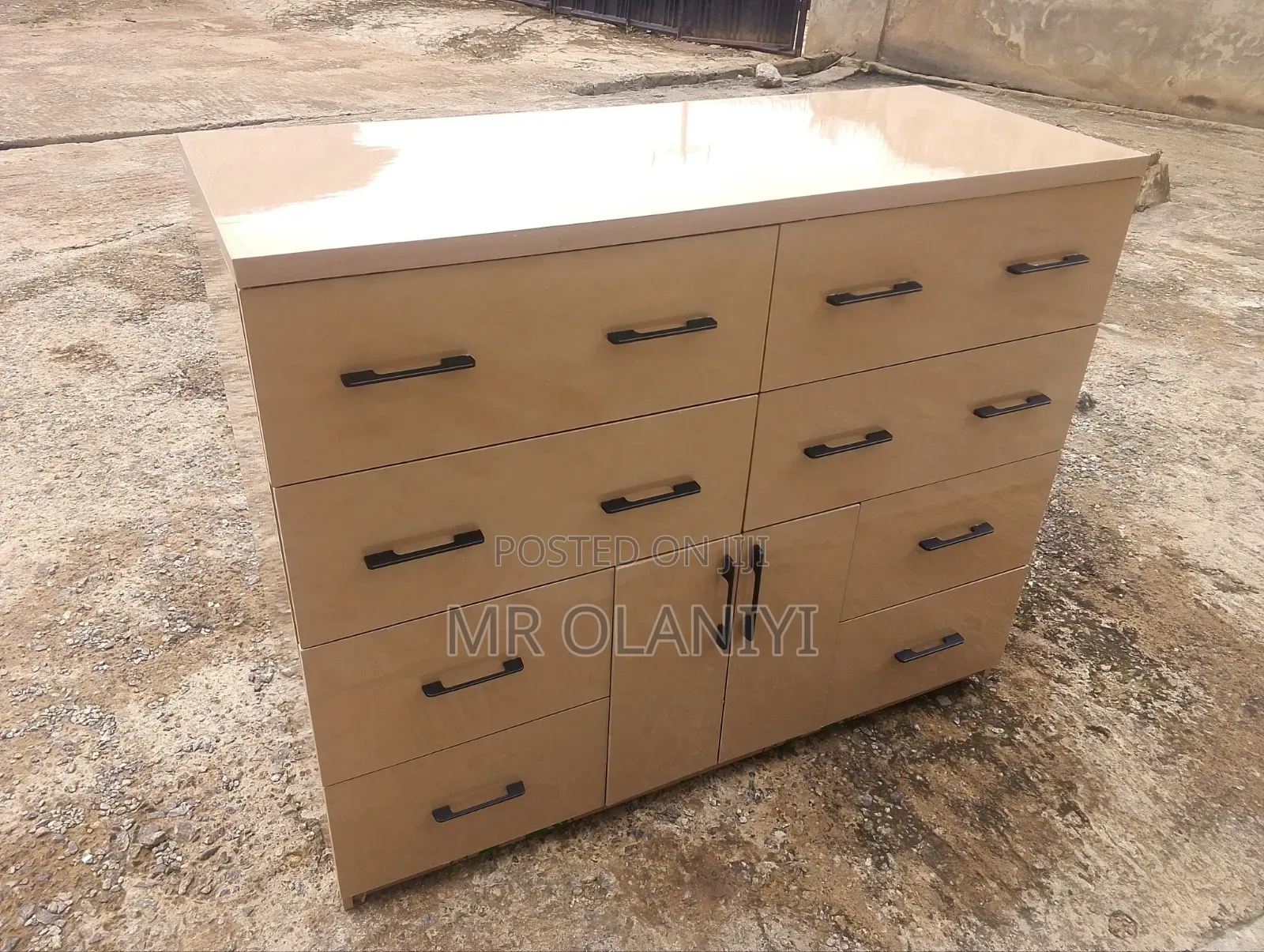 Chest of Drawers