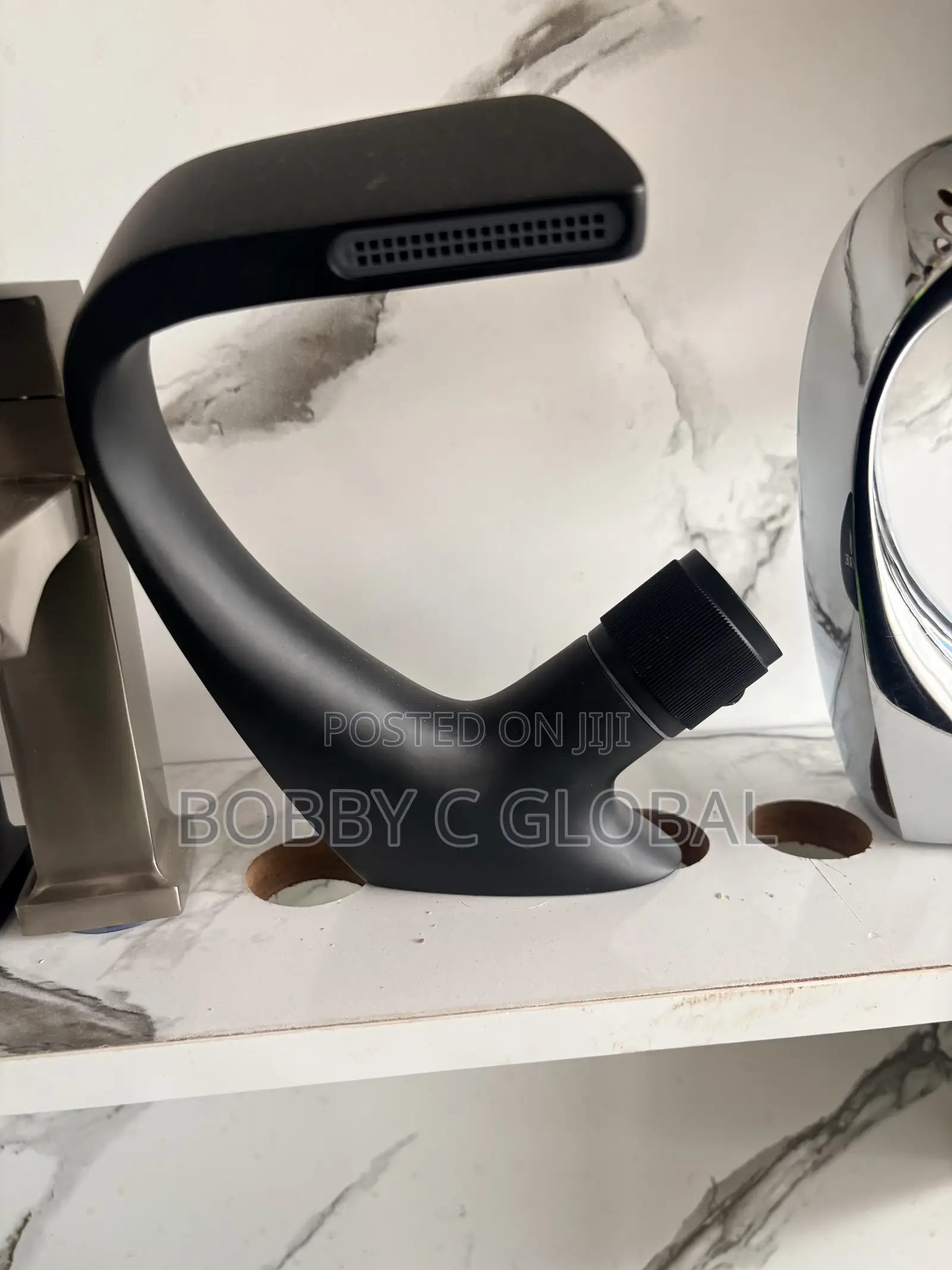 Luxury G-Shape Black Basin Mixer