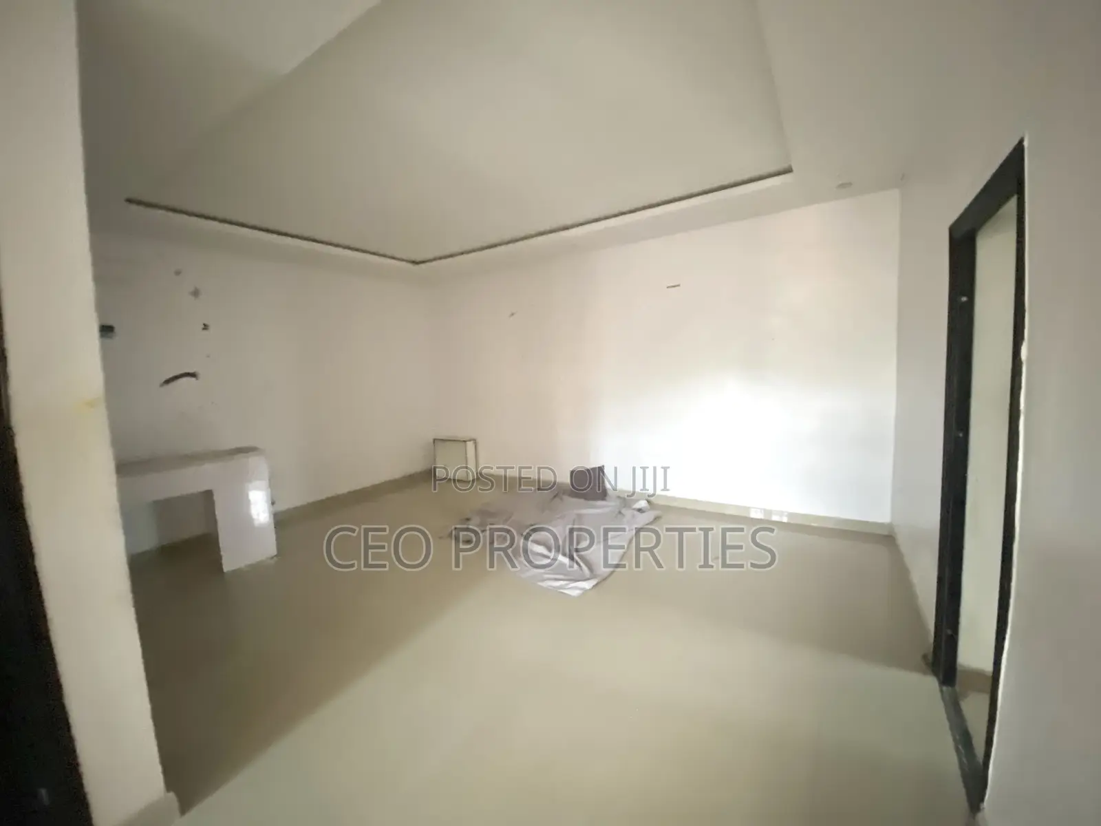 2bdrm Block of Flats in Estate/Badore-Peace, Ajah for rent