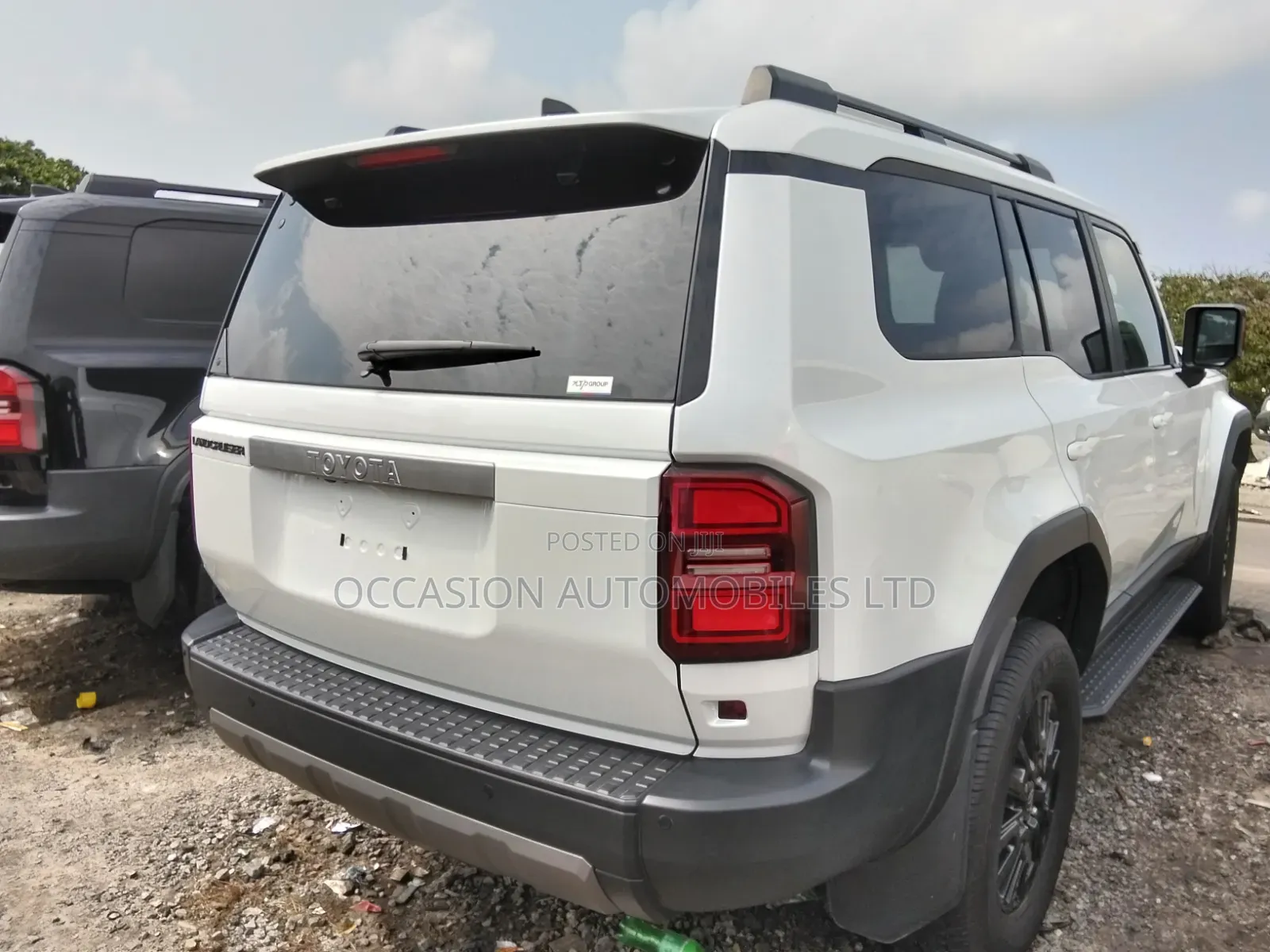 Toyota Land Cruiser Prado 2025 White
