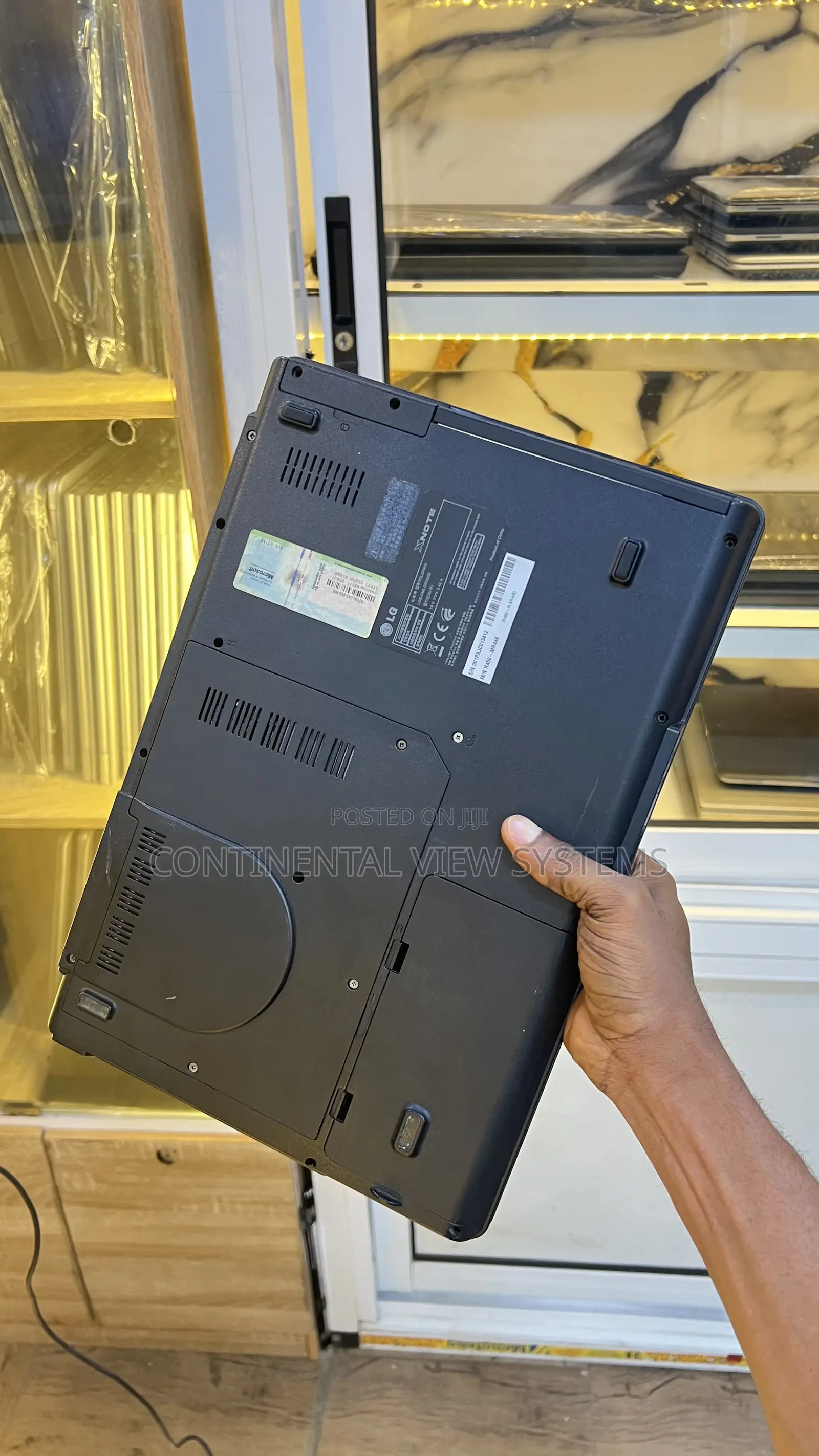 Laptop LG 4GB Intel Pentium HDD 250GB