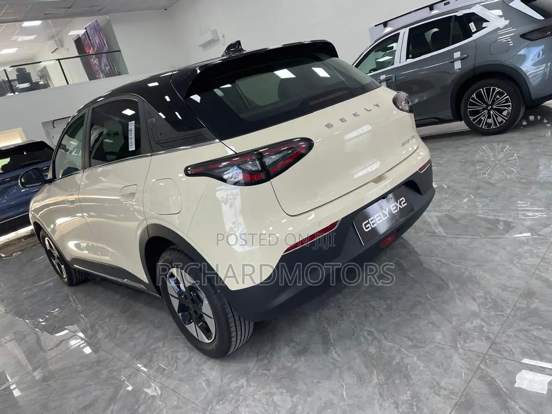 New Geely EX5 BEV 60 kWh FWD 2025 Ivory