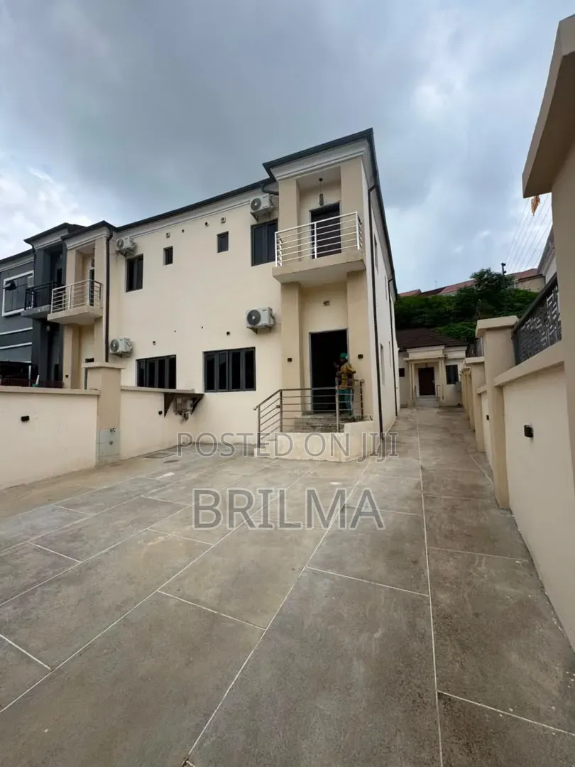 3bdrm Duplex in Asokoro for rent