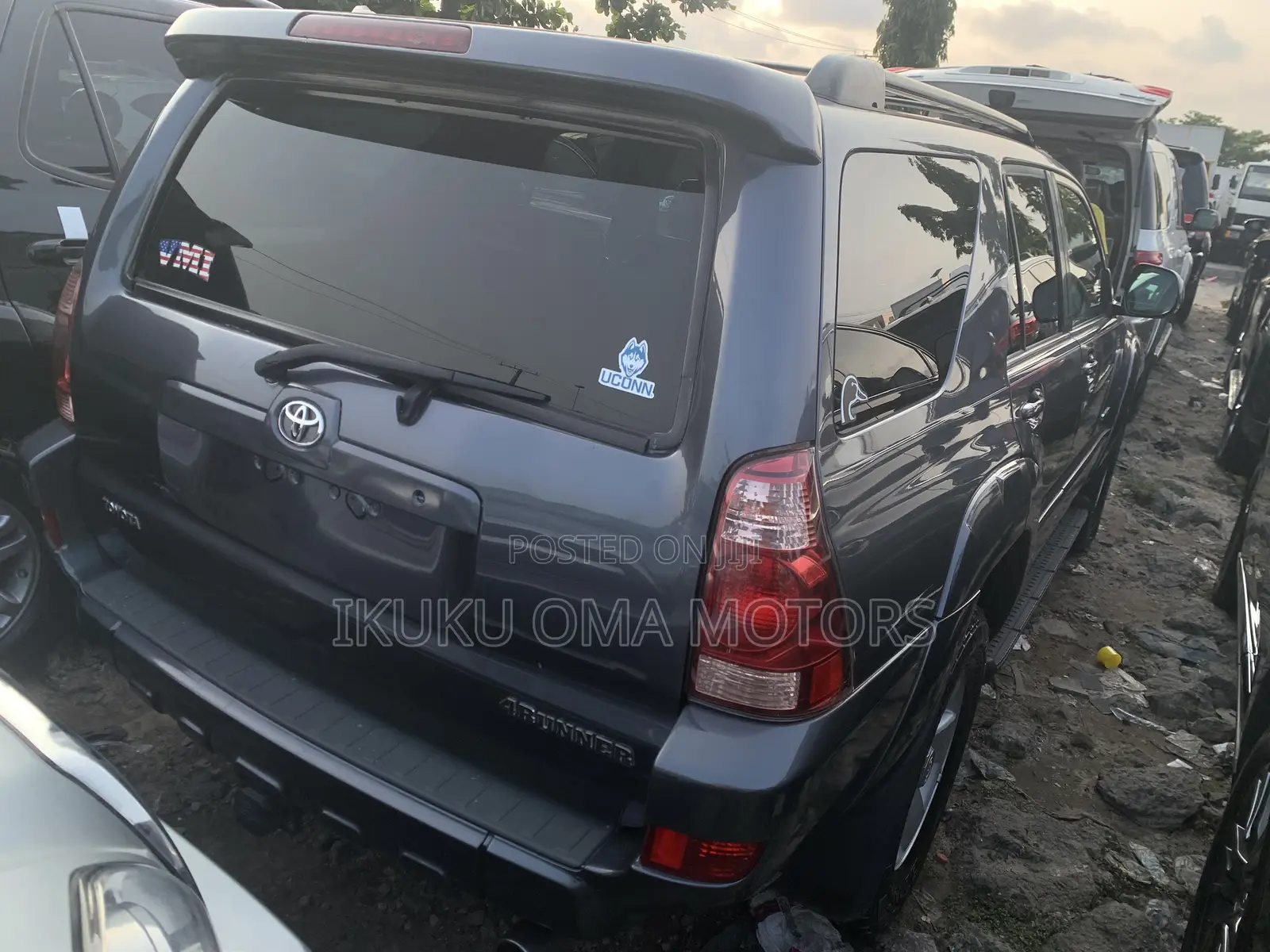 Toyota 4-Runner Limited V8 2005 Gray