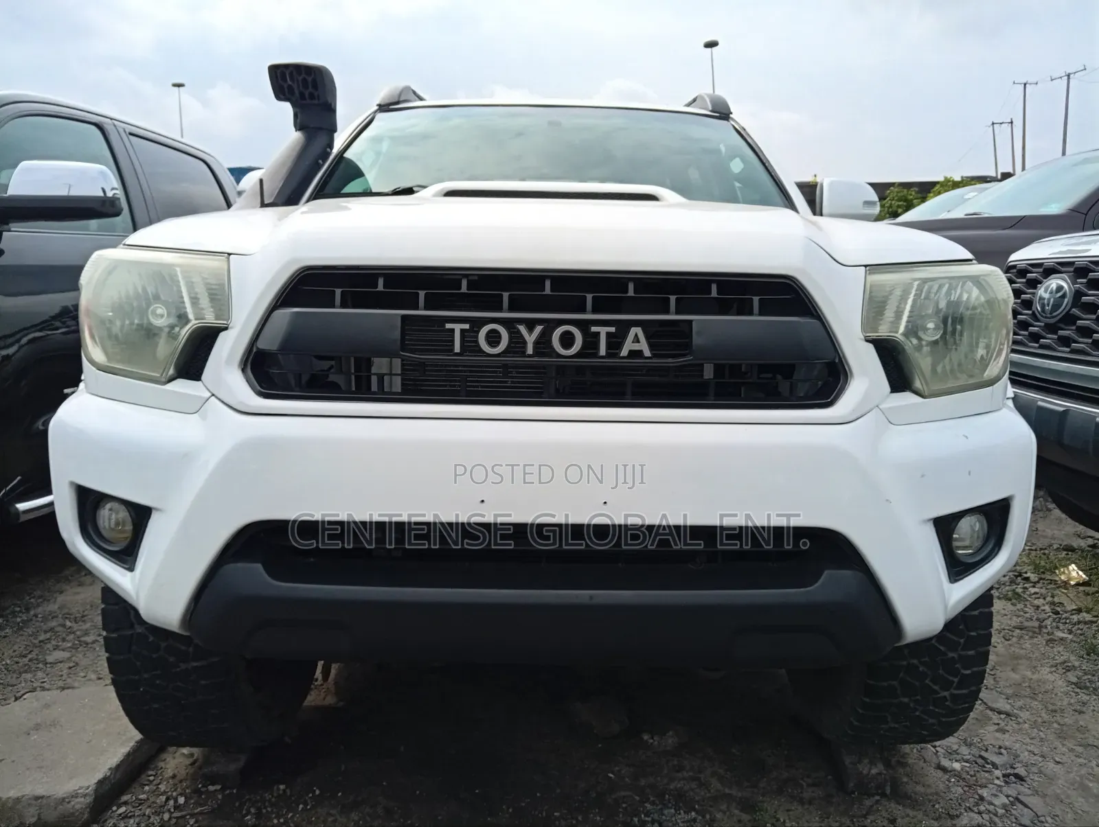 Toyota Tacoma 2013 White