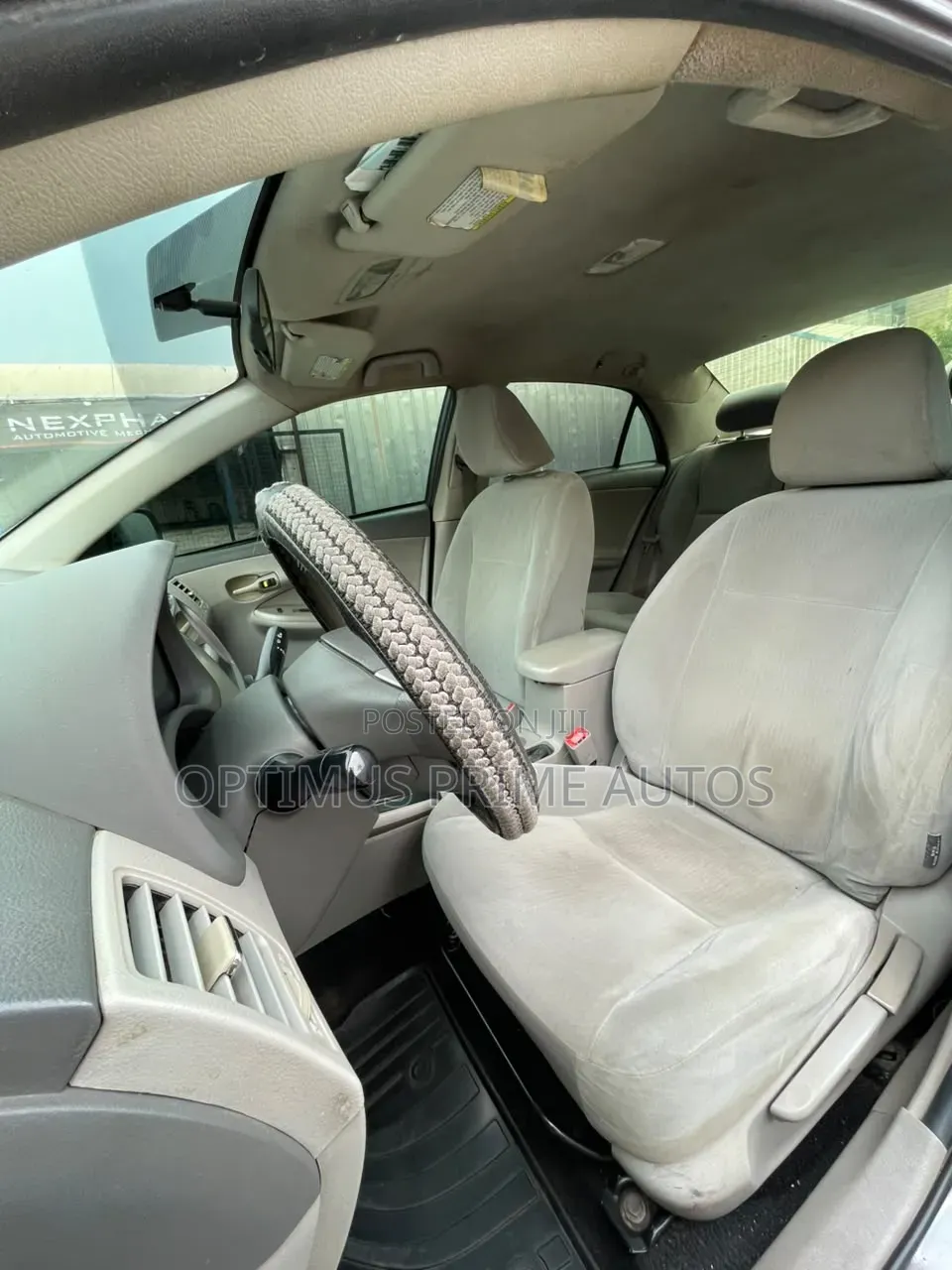 Toyota Corolla 2010 Gray