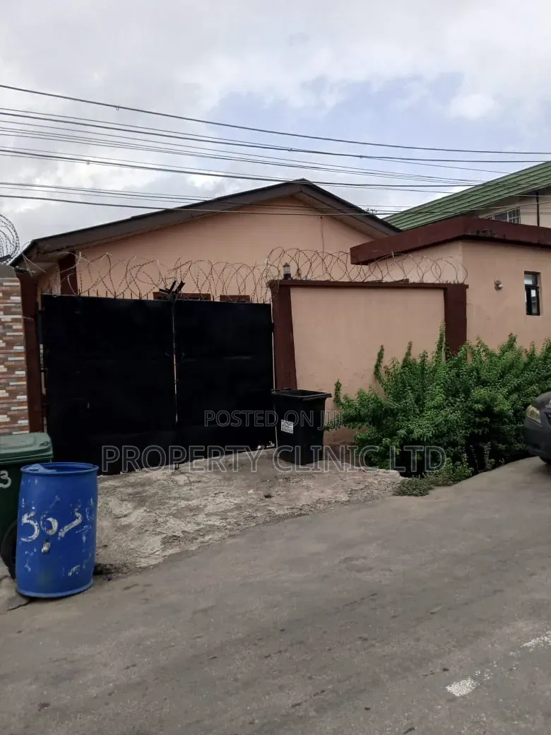 3bdrm Bungalow in Mende for sale