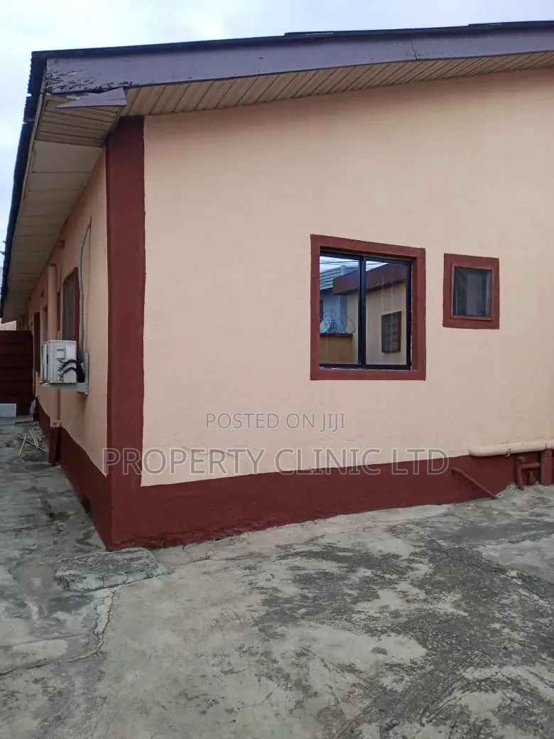 3bdrm Bungalow in Mende for sale