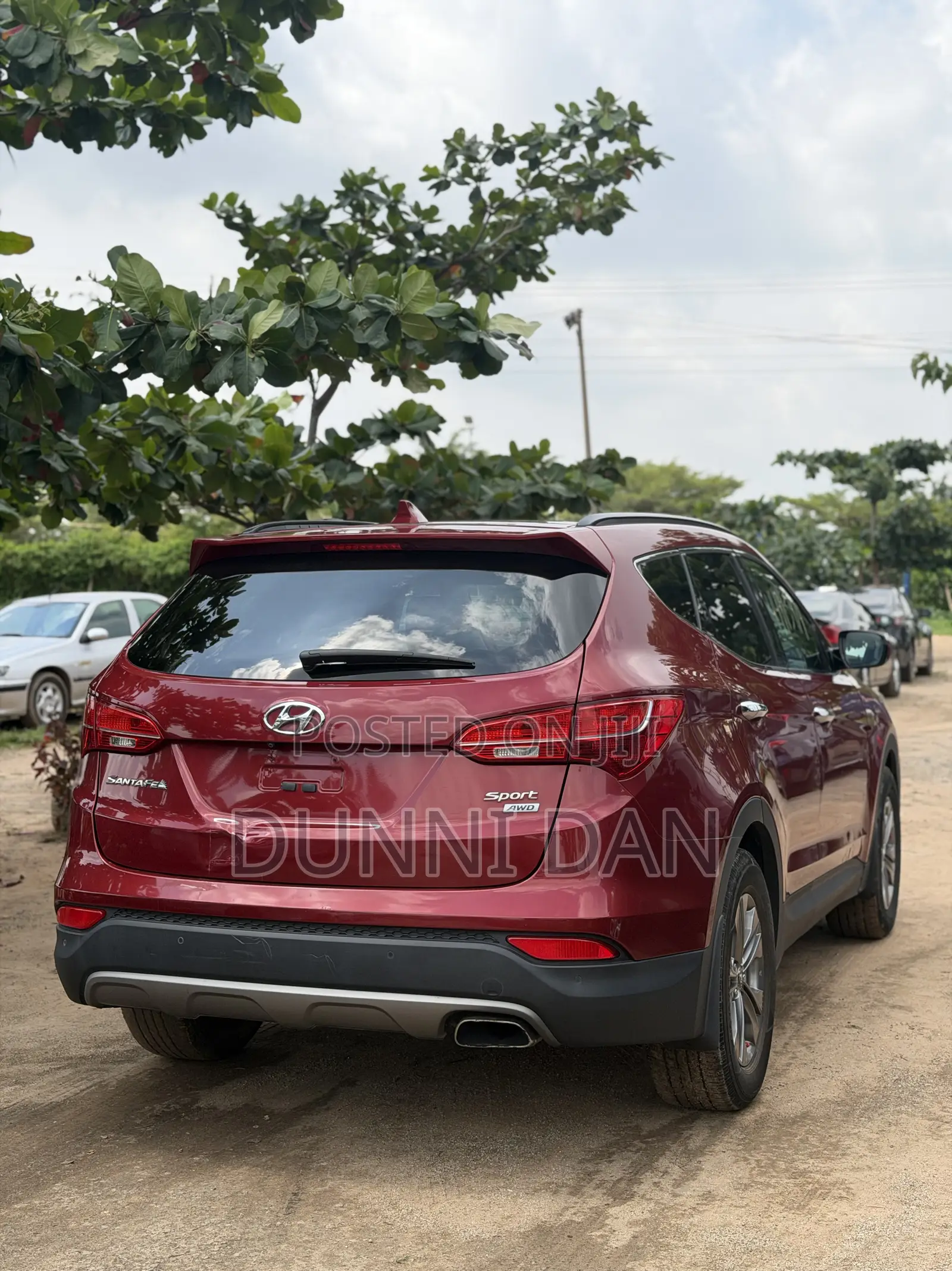 Hyundai Santa Fe Limited w/Saddle Interior 4dr SUV AWD (3.3L 6cyl 6A)