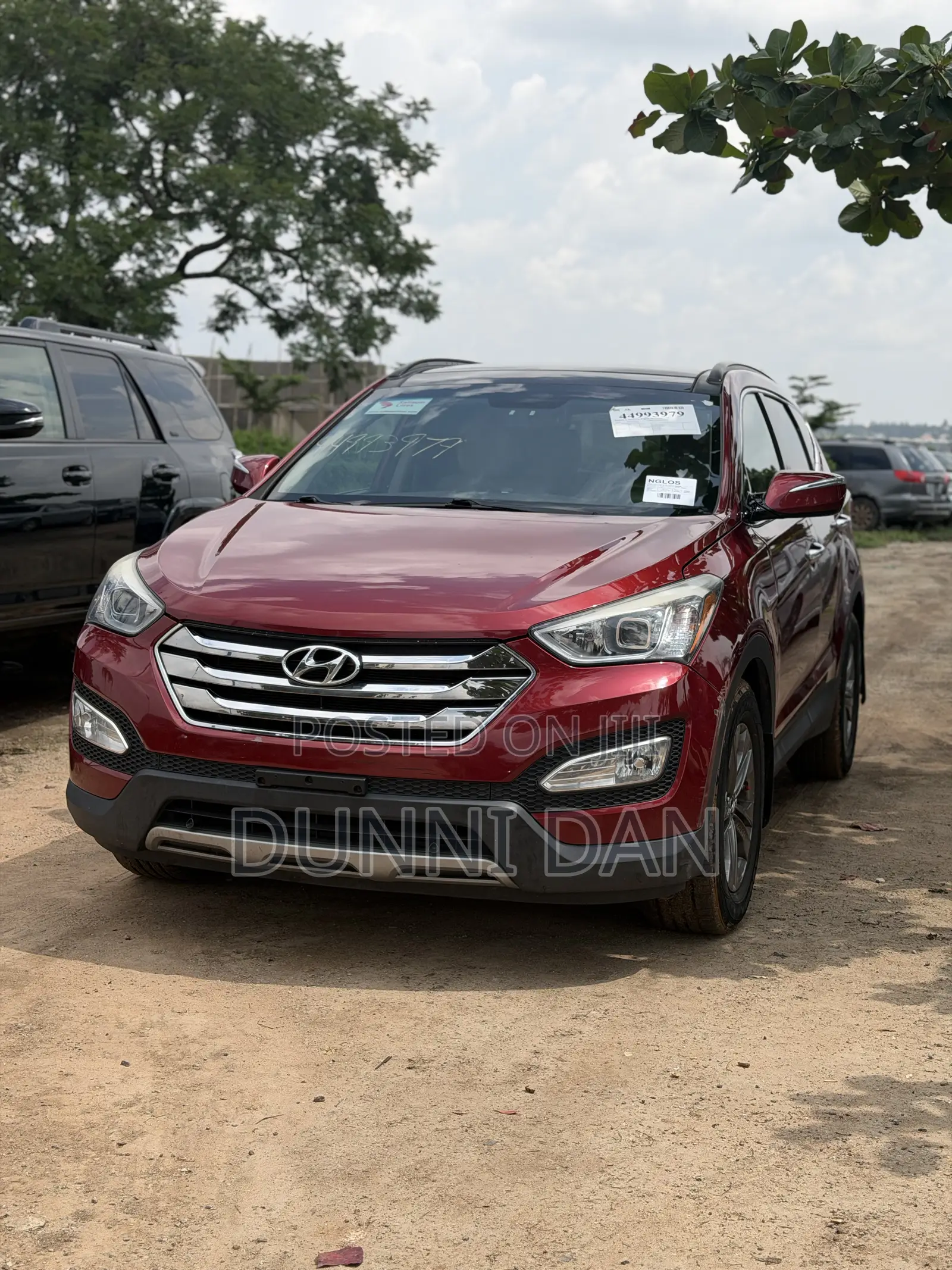 Hyundai Santa Fe Limited w/Saddle Interior 4dr SUV AWD (3.3L 6cyl 6A)