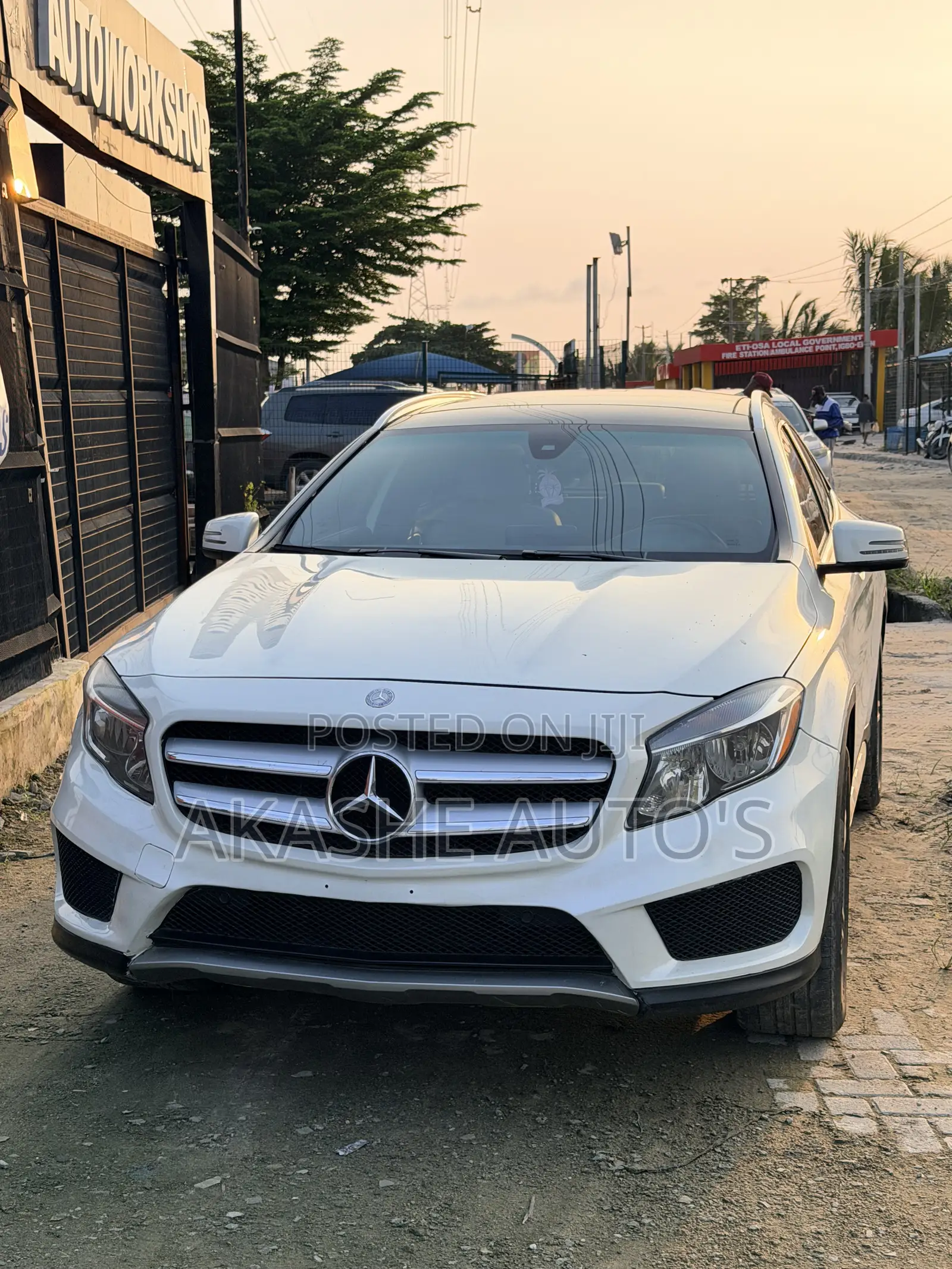 Mercedes-Benz GLA 250 2016 White