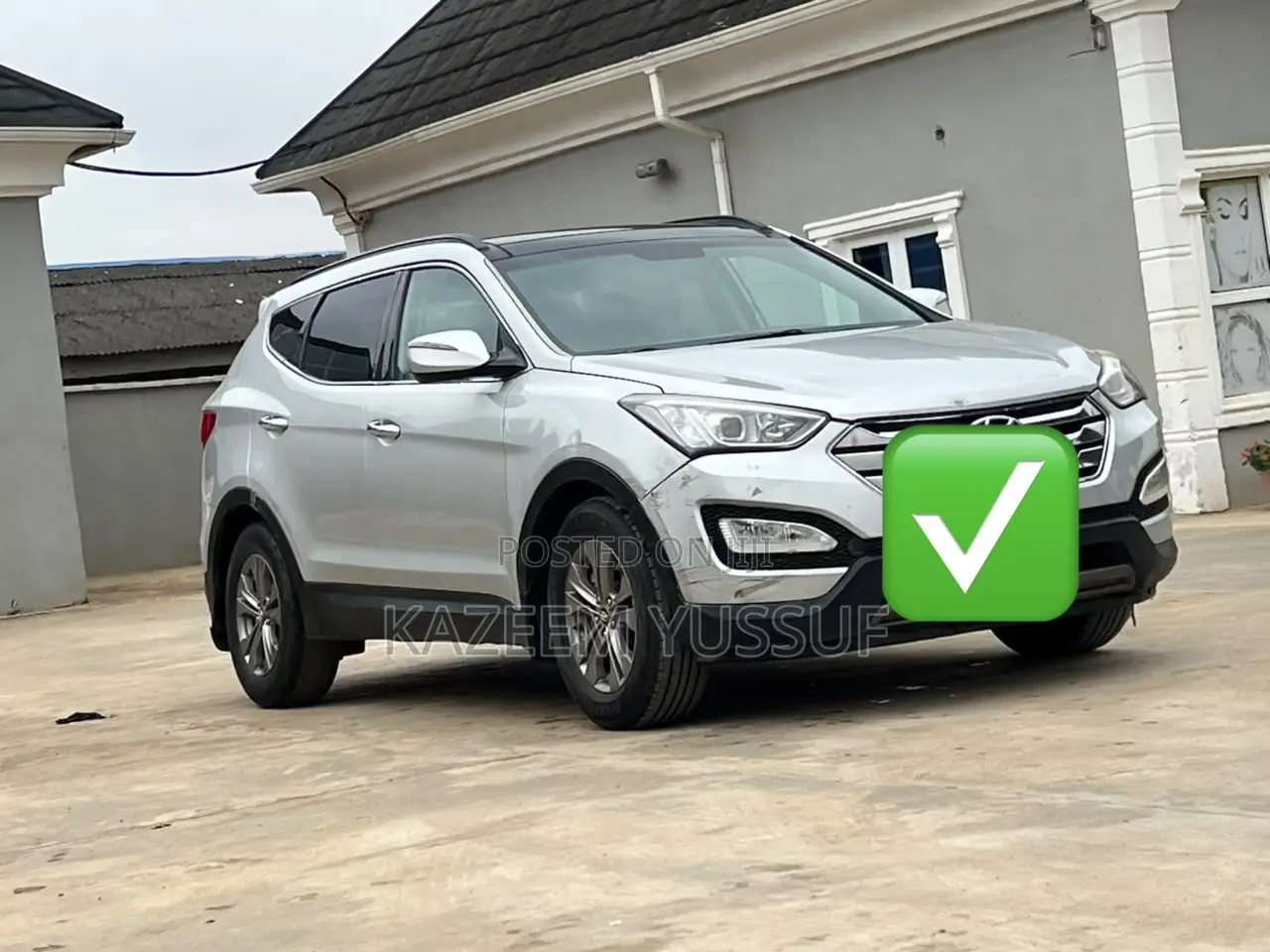 Hyundai Santa Fe GLS 4dr SUV AWD (3.3L 6cyl 6A) 2015 Silver