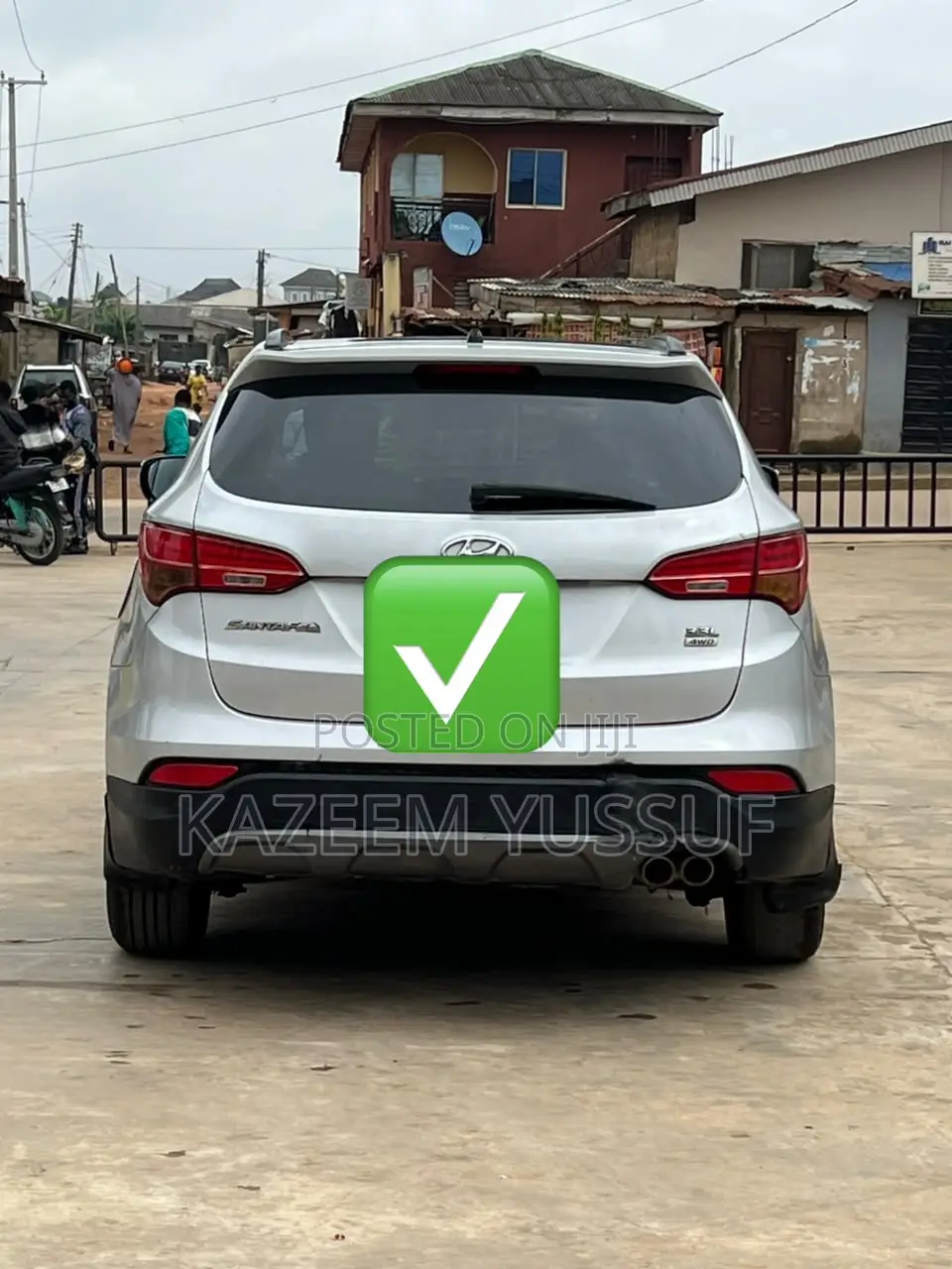 Hyundai Santa Fe GLS 4dr SUV AWD (3.3L 6cyl 6A) 2015 Silver