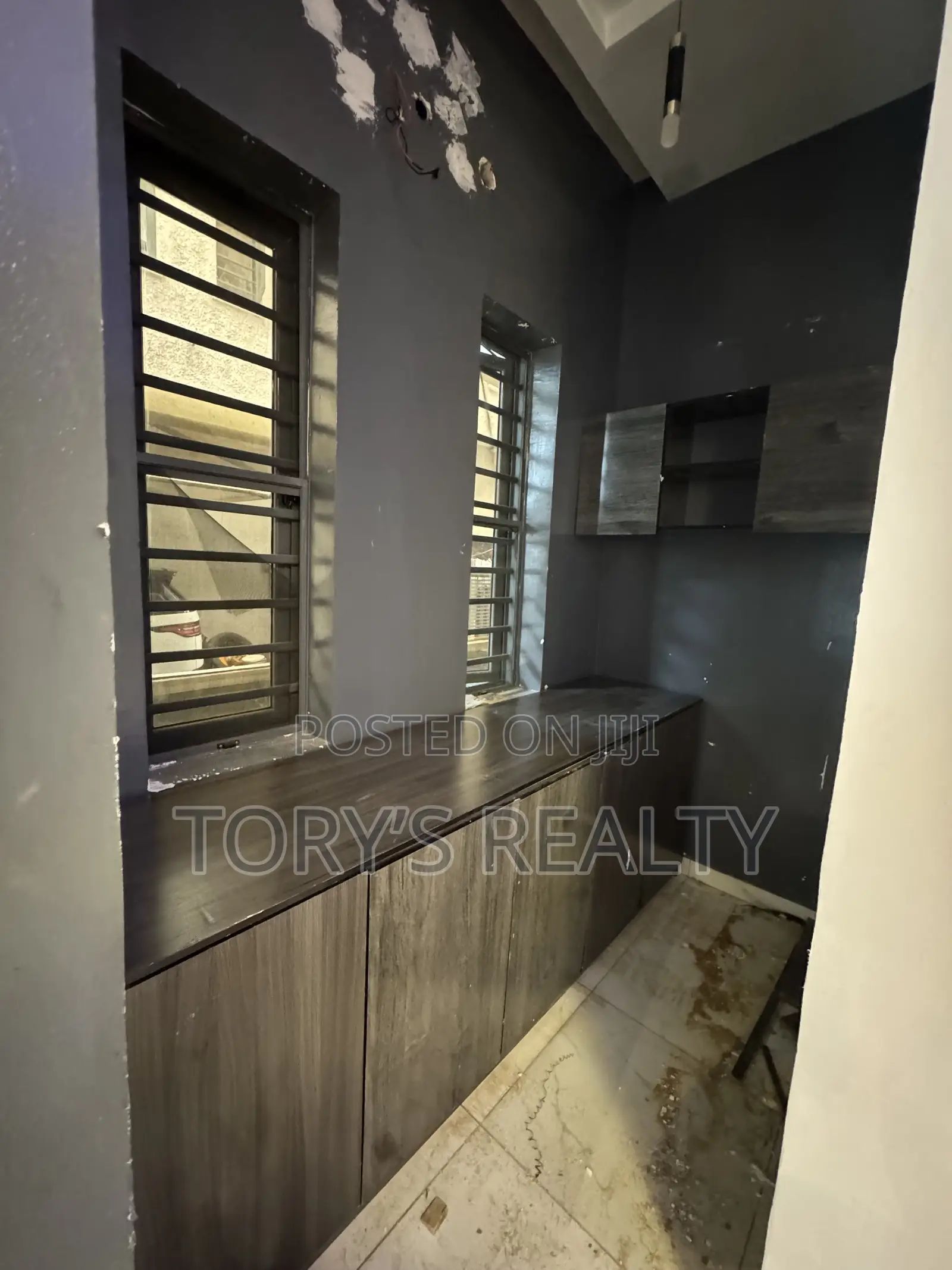 Studio Apartment in Tatiana Court, Ikota for rent