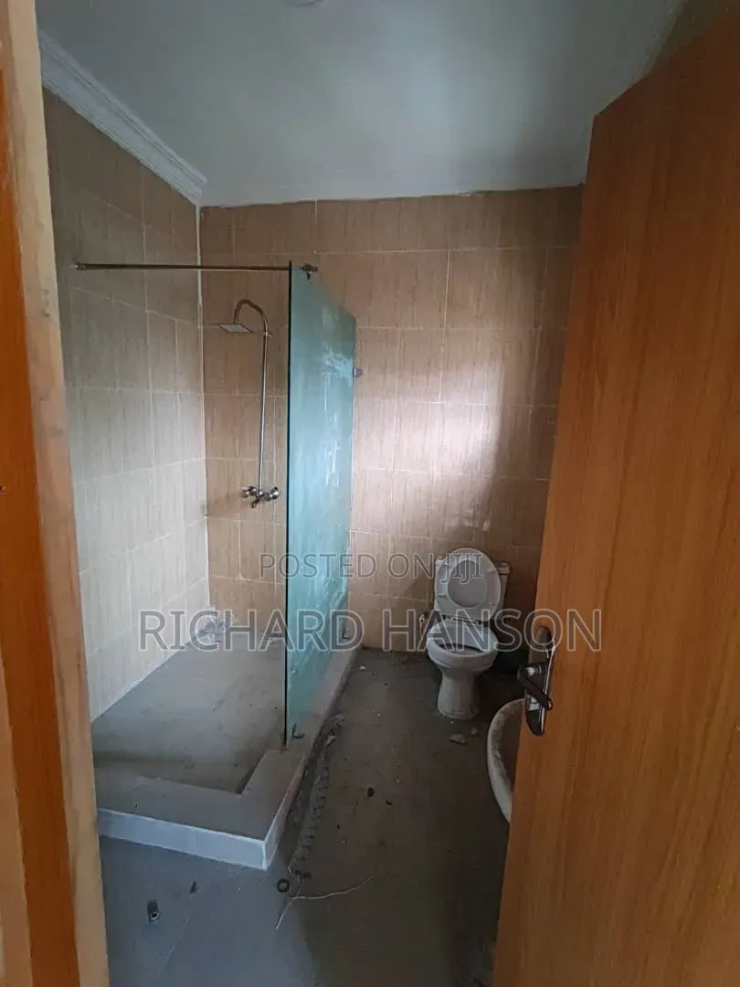 3bdrm Apartment in Secured Estate, Sangotedo for rent