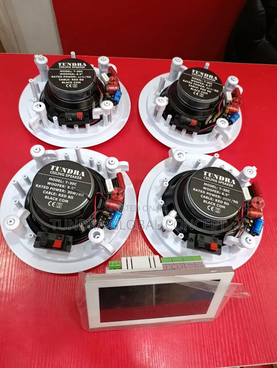4pcs of 30watts Speakers and 7inches Android Wall Mount Amplifier