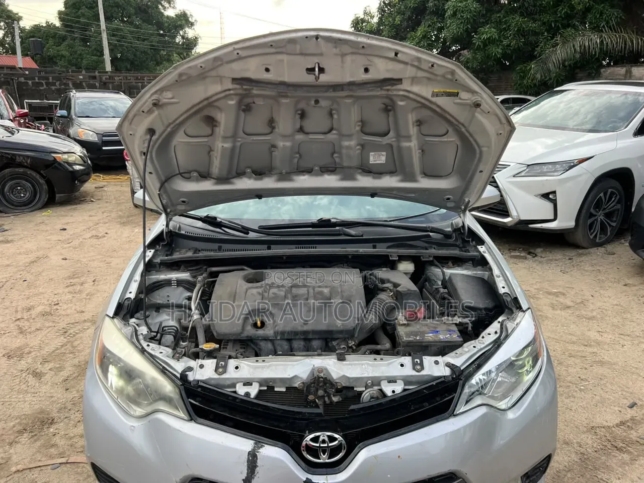 Toyota Corolla 2015 Silver