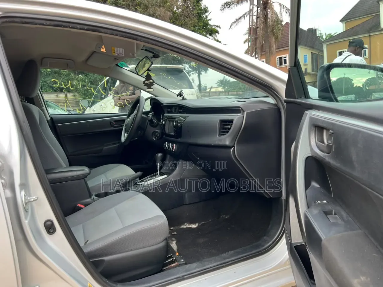 Toyota Corolla 2015 Silver