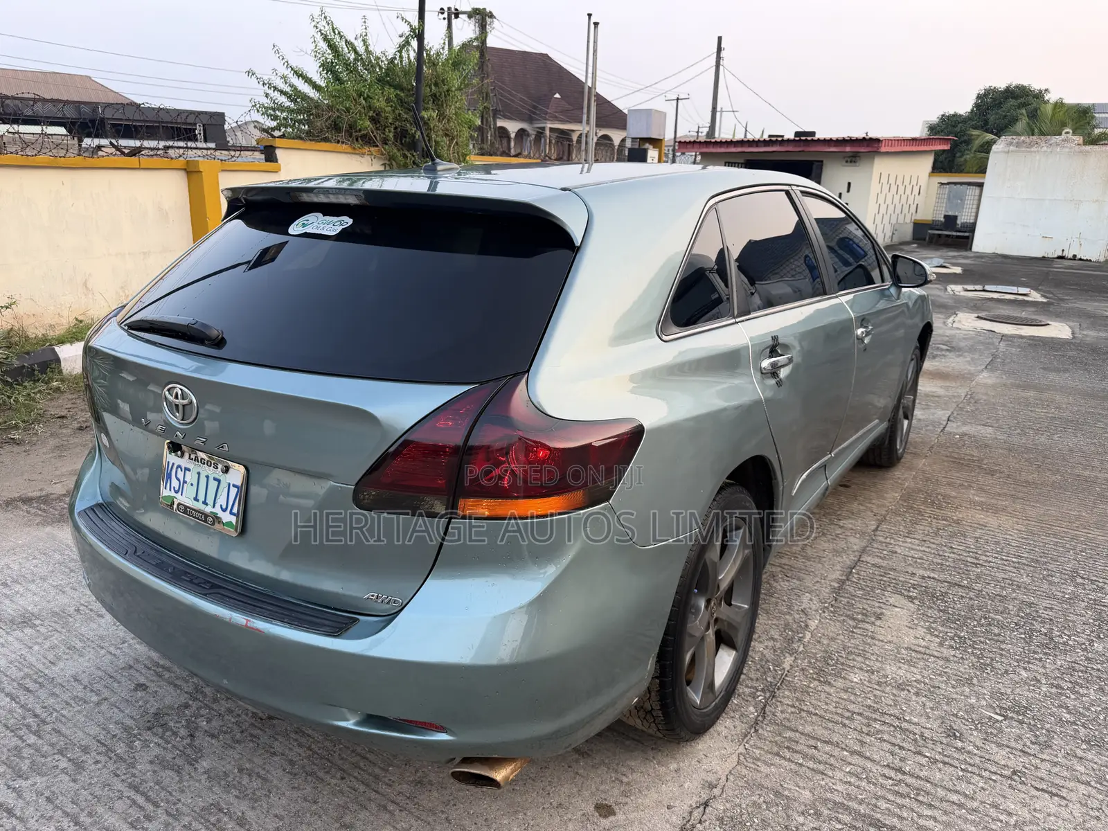 Toyota Venza 2010 Green