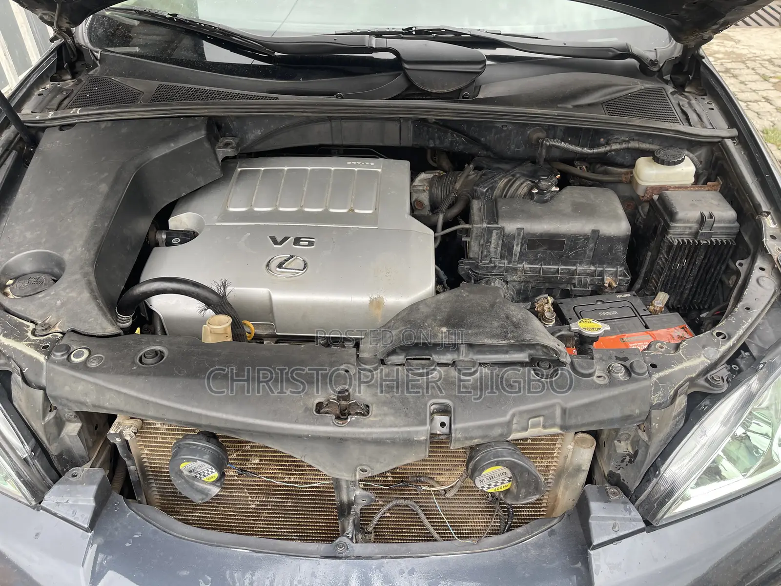 Toyota RAV4 XLE 4dr SUV (2.5L 4cyl 6A) 2018 Gray