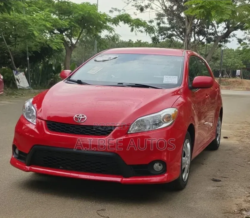 Toyota Matrix S Hatchback FWD (2.4L 4cyl 5A) 2012 Red