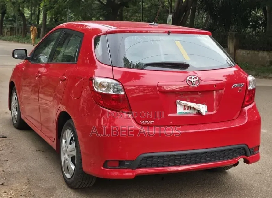 Toyota Matrix S Hatchback FWD (2.4L 4cyl 5A) 2012 Red