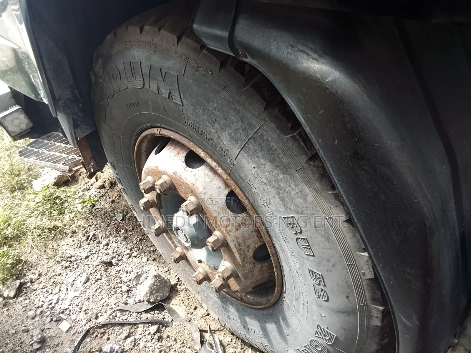 Volvo FL7 Tractor Head 6tyres