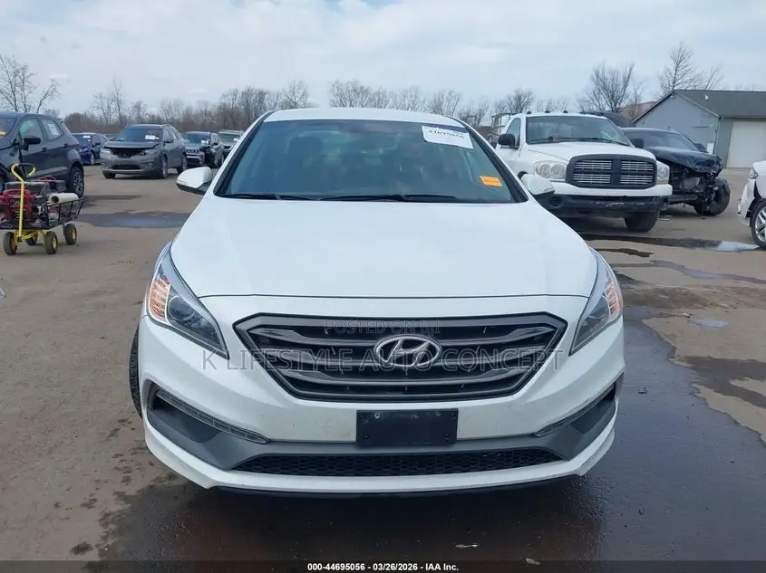 Hyundai Sonata Limited 2.0T Seban (2.0L 4cyl 6A) 2016 White
