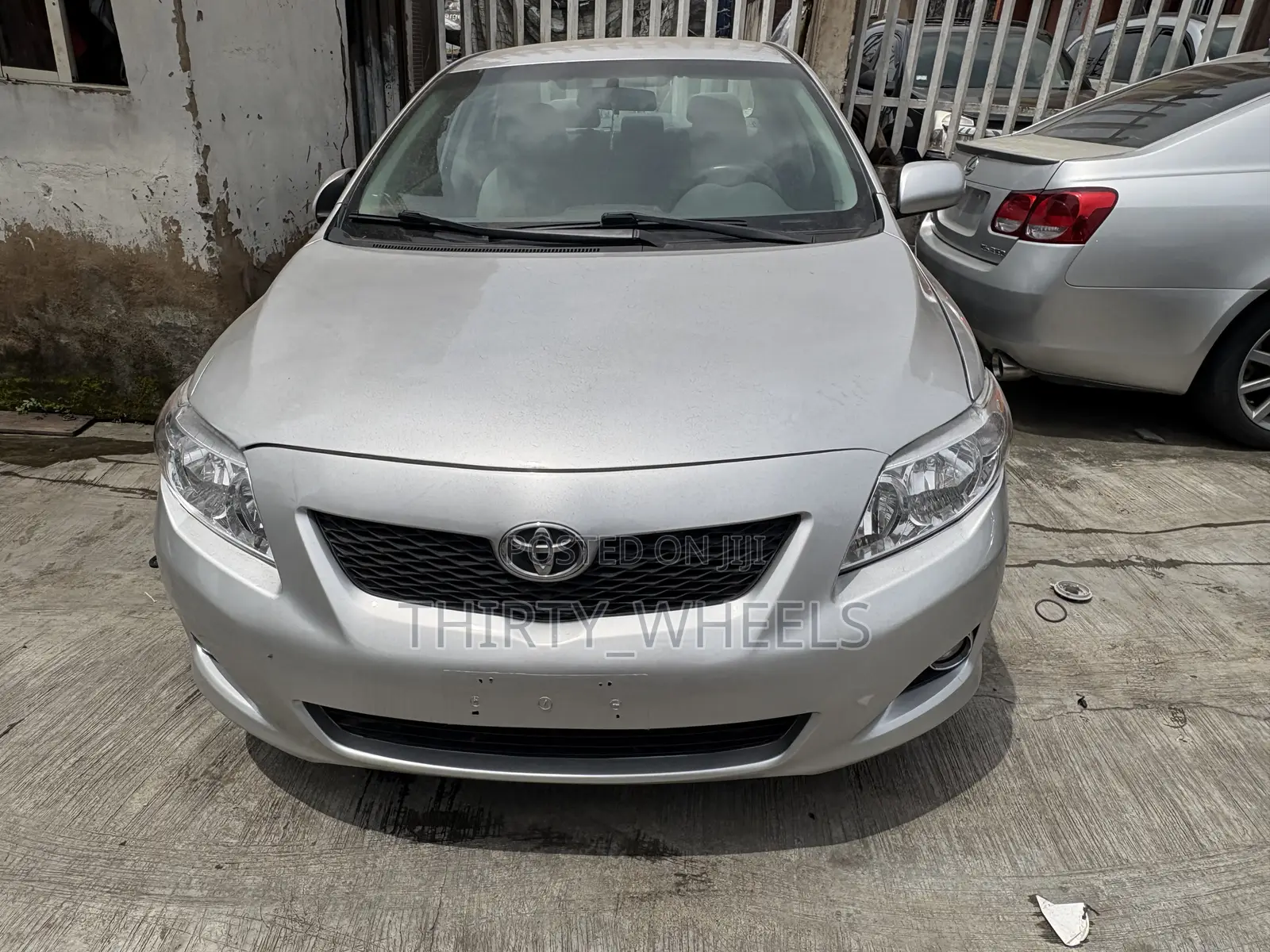 Toyota Corolla 2010 Silver