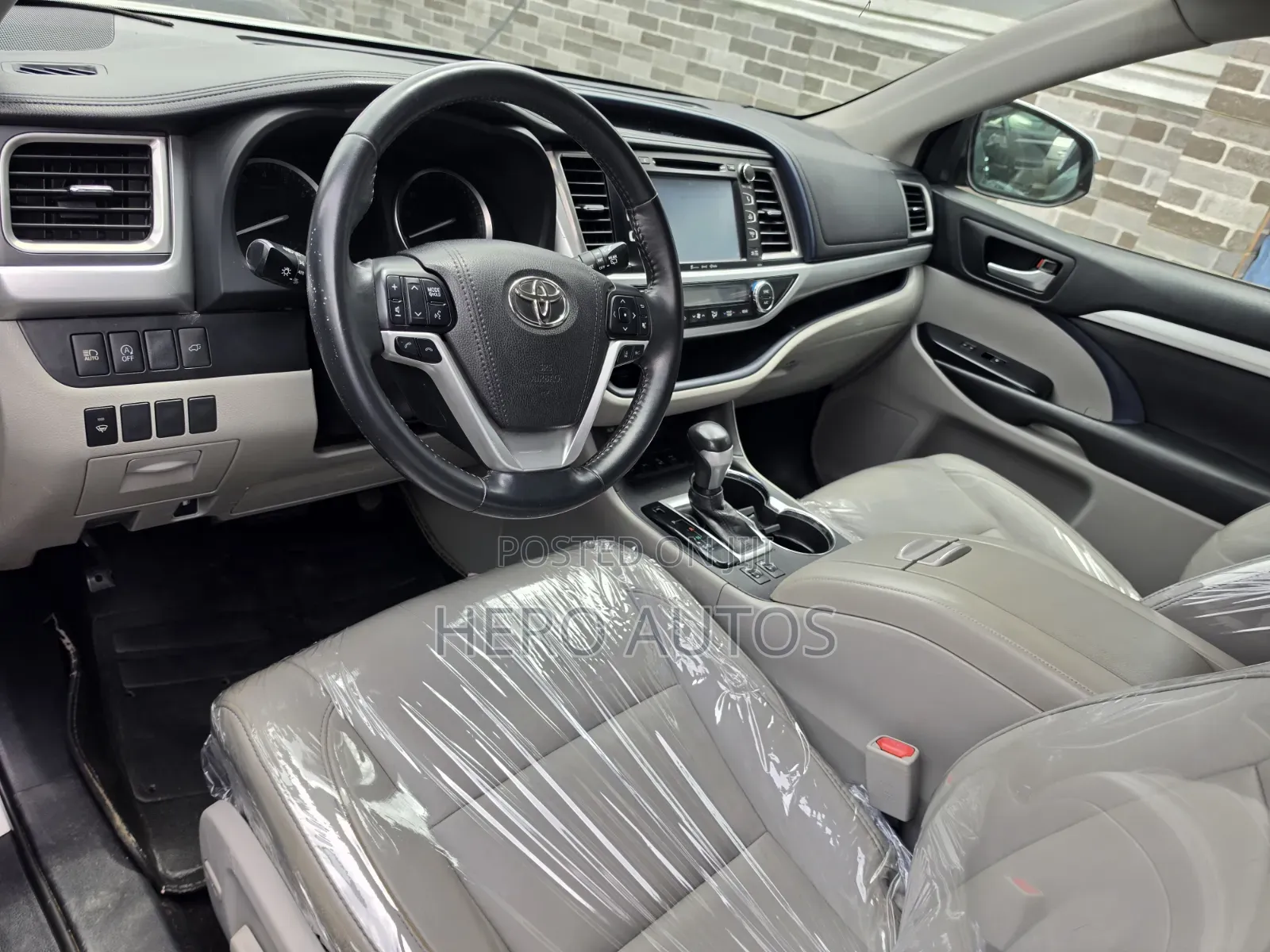 Toyota Highlander 2018 Silver