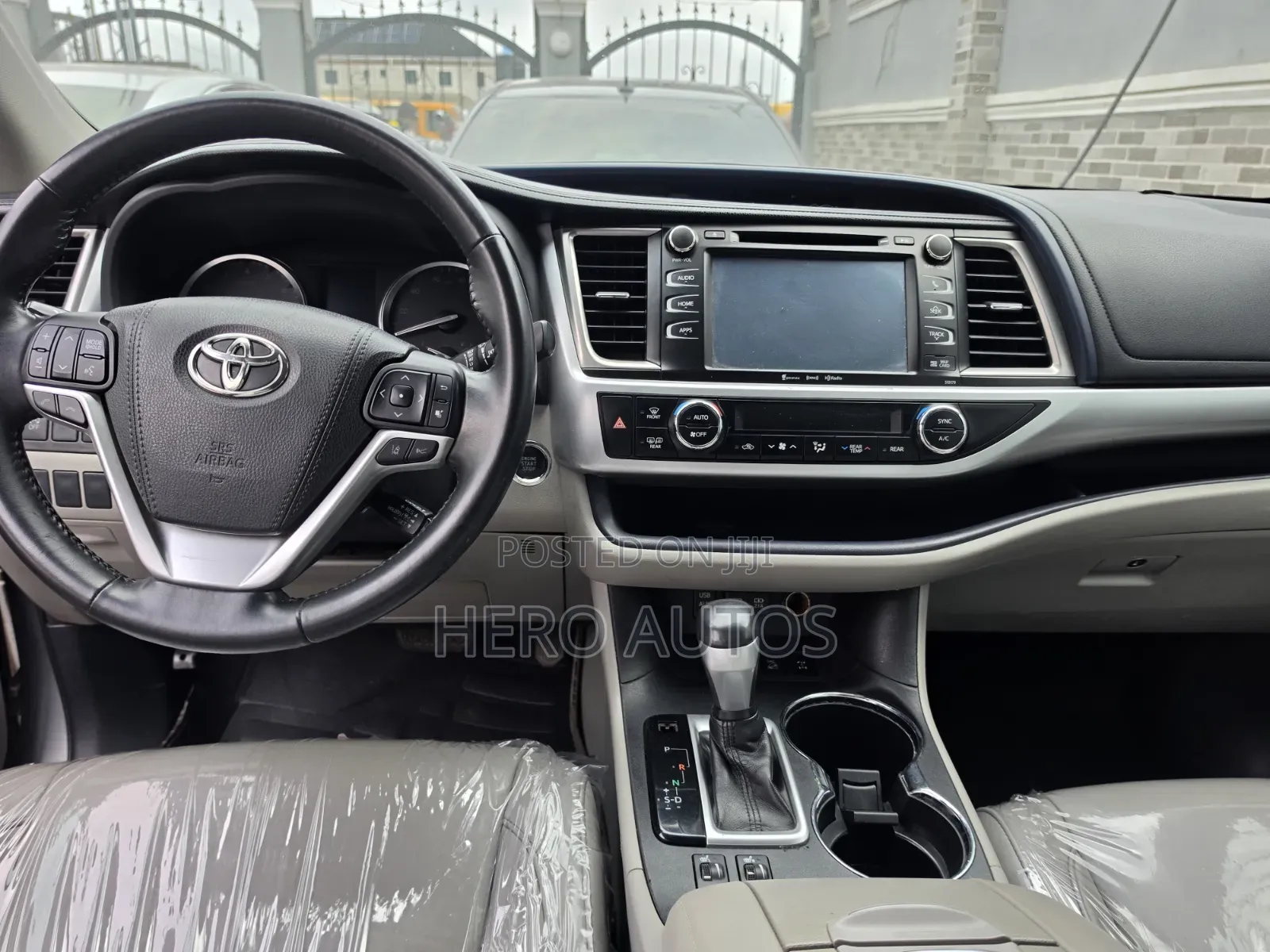 Toyota Highlander 2018 Silver