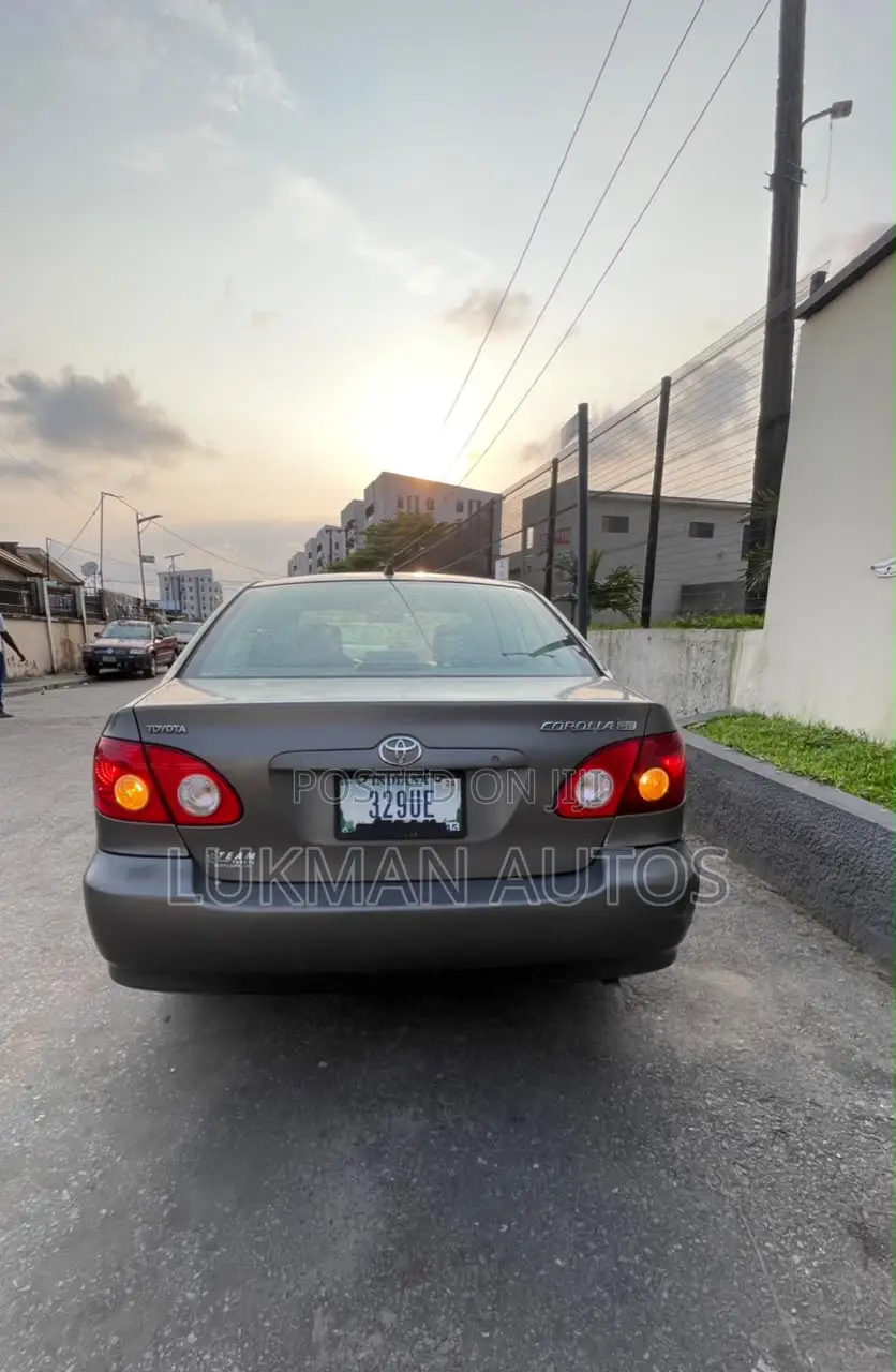 Toyota Corolla 1.8 LE 2008 Gray