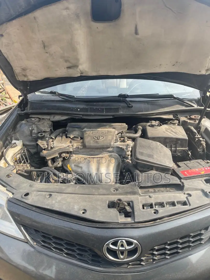 Toyota Camry 2012 Gray