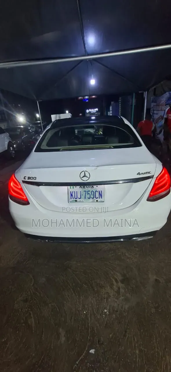 Mercedes-Benz C300 2015 White